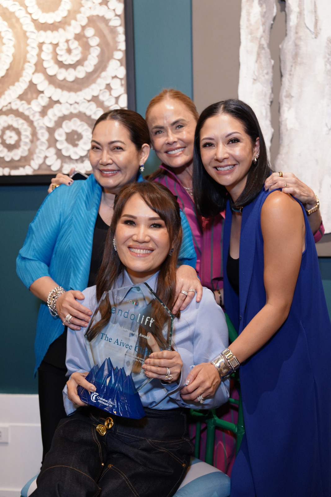 Dr Aivee Teo with her Aivee Endolift ambassadors (Photo: courtesy of The Aivee Clinic)