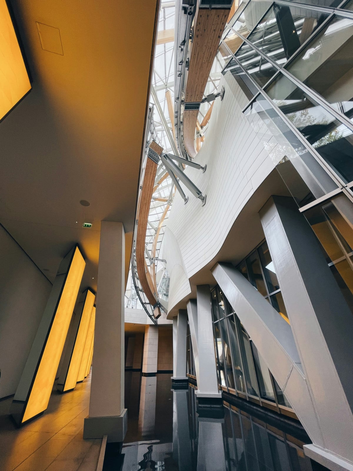 The “iceberg” with nearly 19,000 fibre-reinforced concrete panels (Photo: Unsplash)