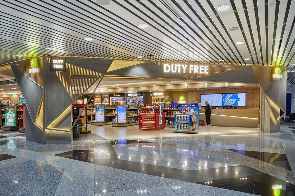 Stock up on duty-free selections for year-end gatherings. (Photo/ Instagram: @malaysiaairports)
