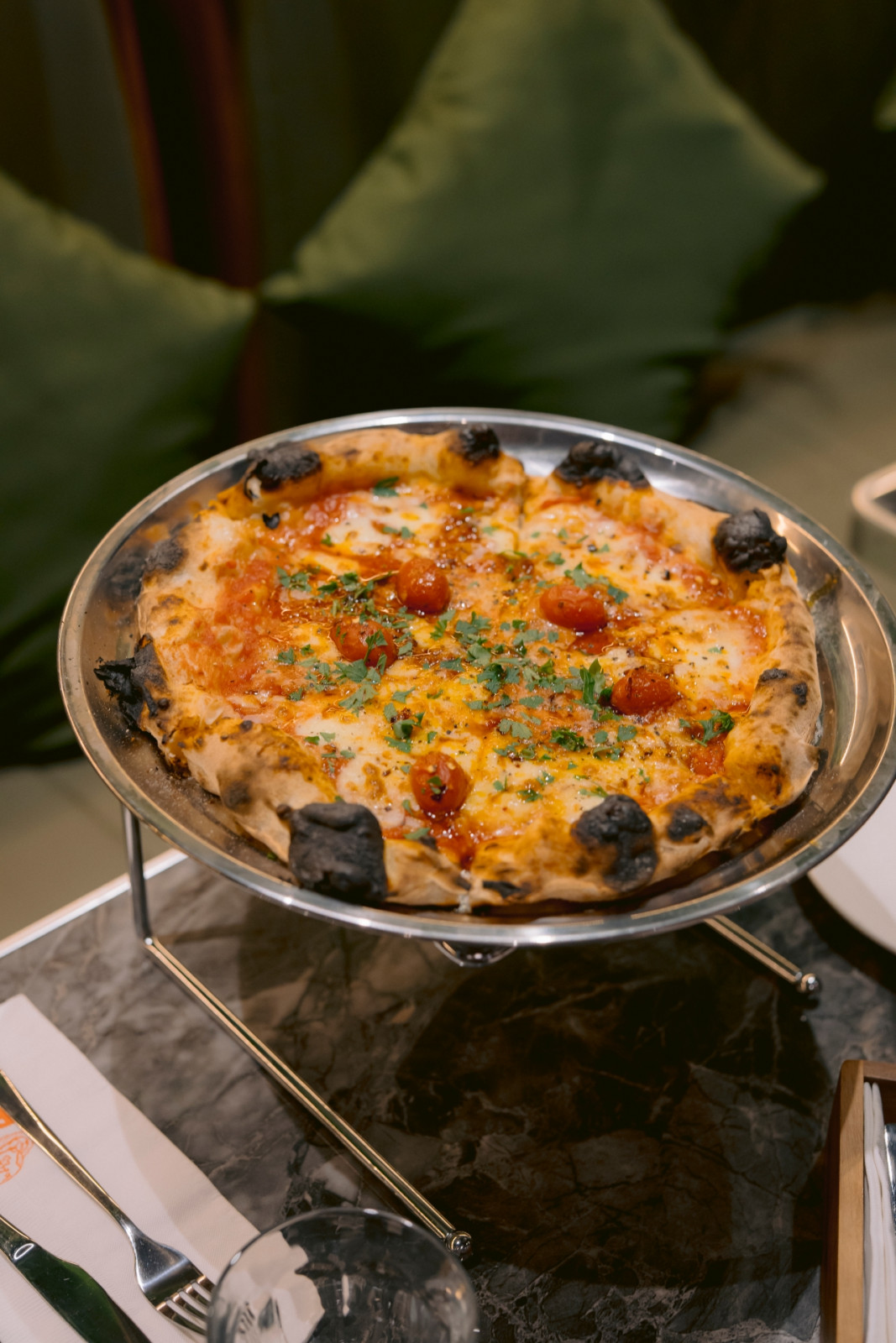 Pizza Studio Temaki from Tokyo is now in Ayala Triangle Gardens