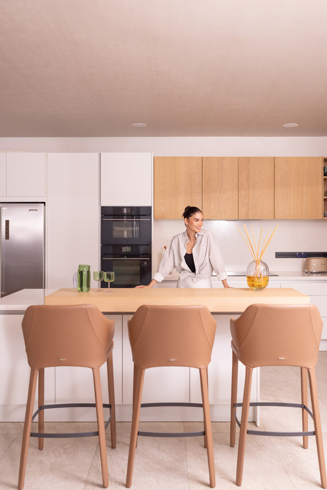 Pia Wurtzbach Jauncey in her Poggenpohl kitchen