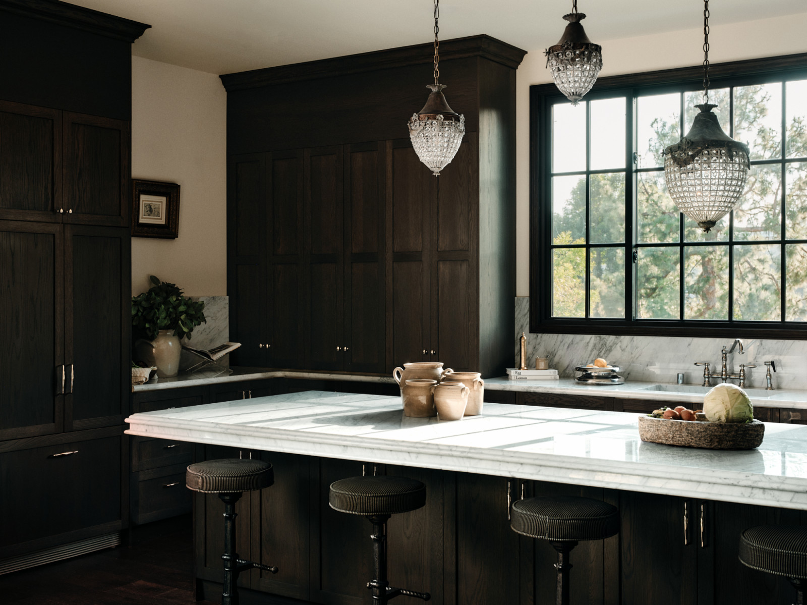 The kitchen of a Los Angeles, California home renovated by House of Rolison