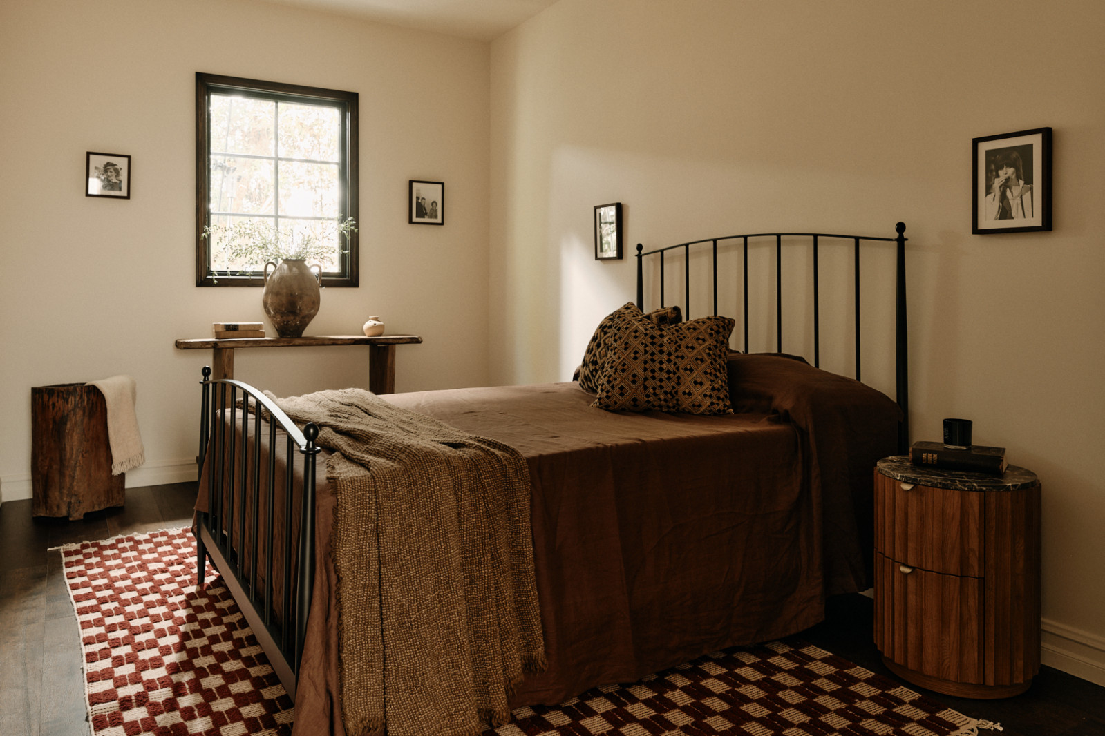 The secondary bedroom of a Los Angeles, California home renovated by House of Rolison