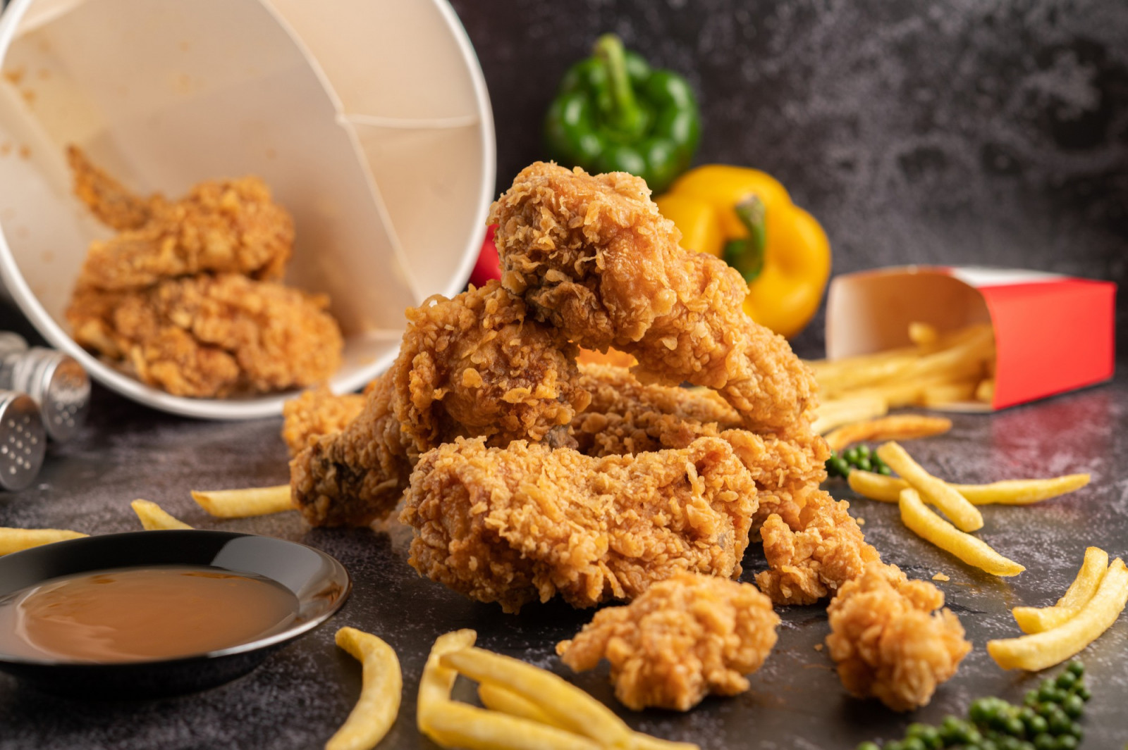 Crispy, savoury and surprisingly festive, KFC has become a unique Christmas tradition in parts of Asia  (Photo: Jcomp/Freepik)