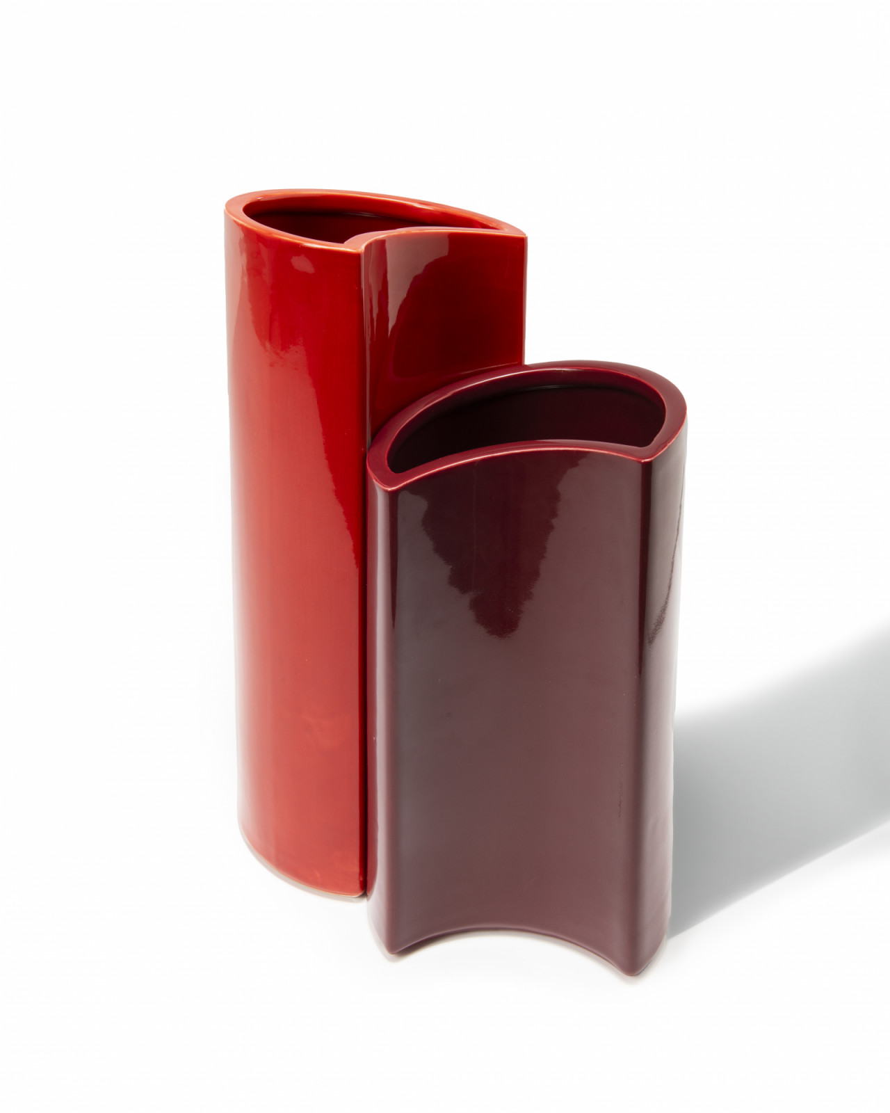 The V-Bol vases by Zanotta provide a sculptural yet versatile accent for seasonal tables and beyond
