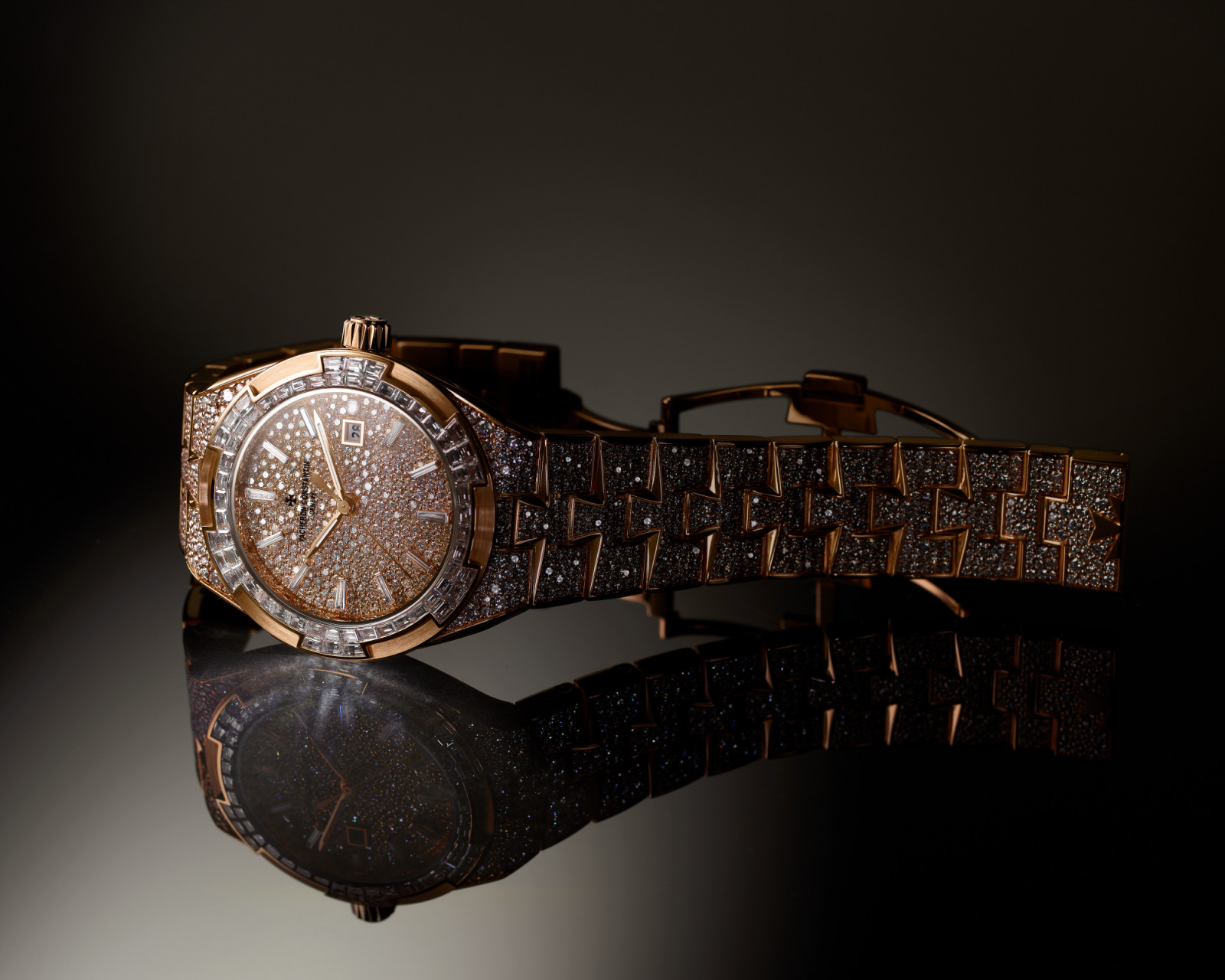 Vacheron Constantin Overseas Self-Winding High Jewellery in pink gold
