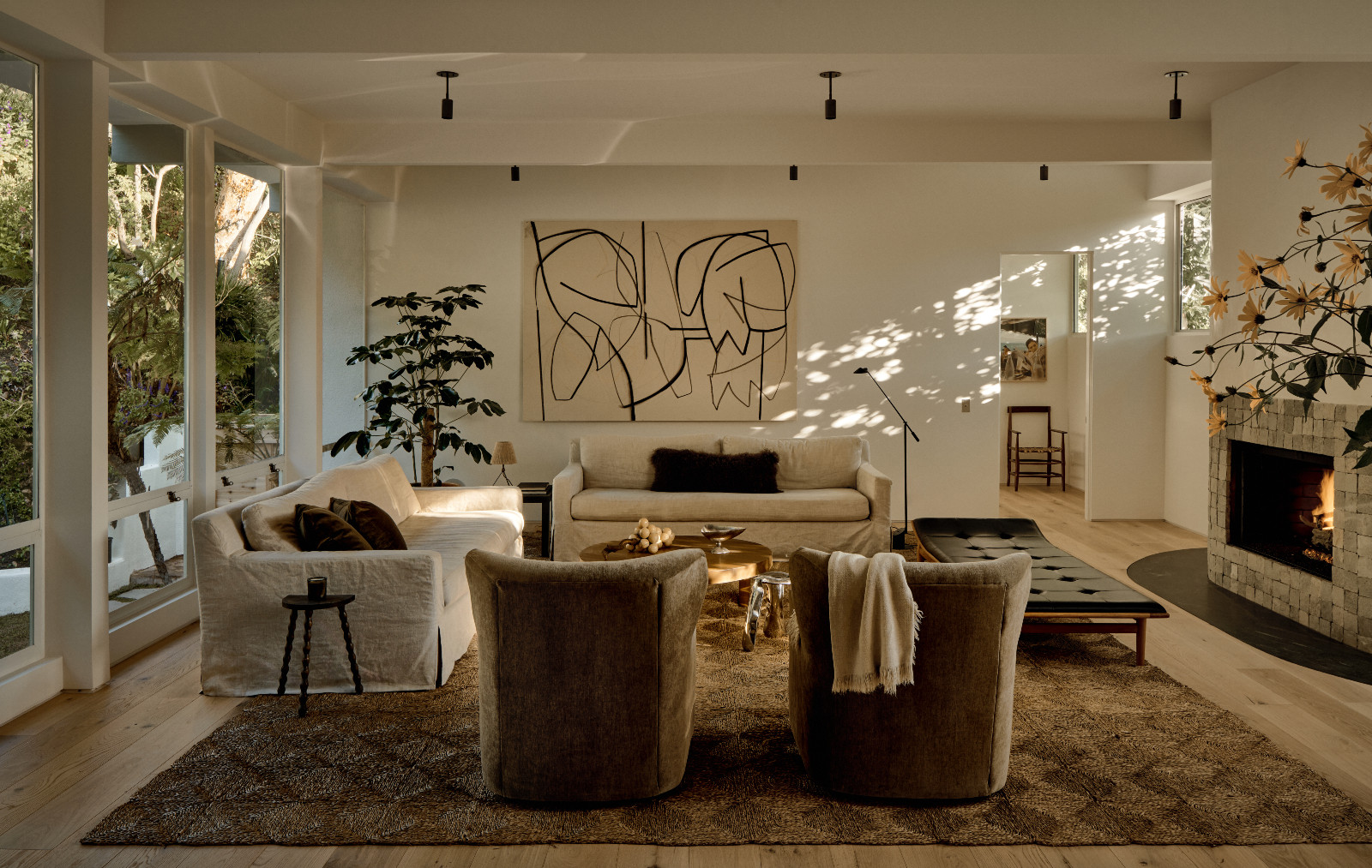The living room of A Quincy Jones' renovated home, designed by Ome Dezin in Los Angeles, California