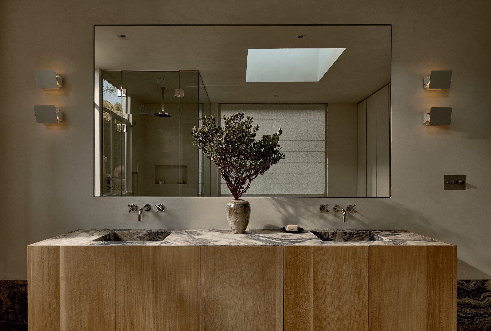 The bathroom of A Quincy Jones' renovated home, designed by Ome Dezin in Los Angeles, California