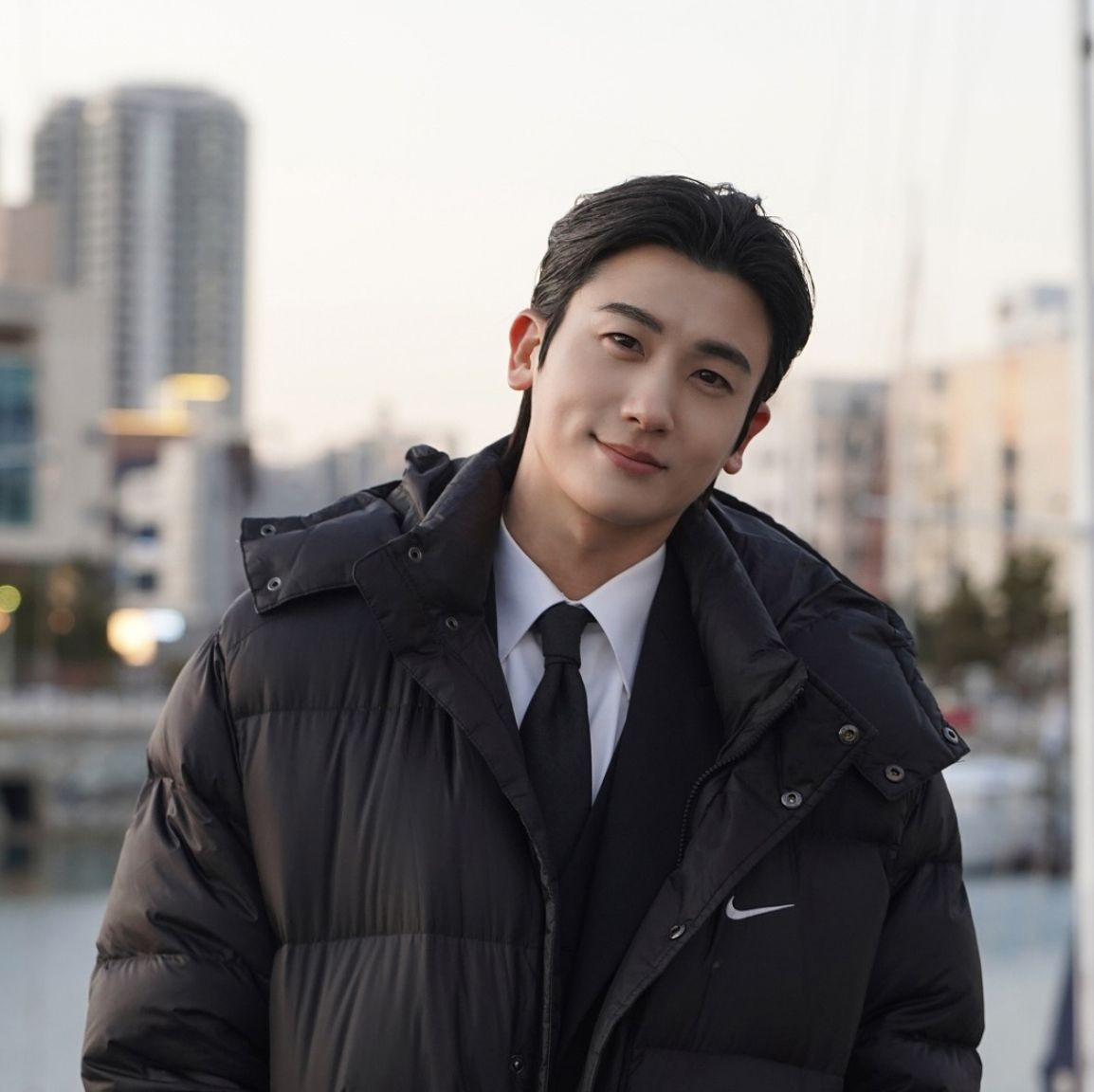 Park Hyung-sik while filming the Korean drama, ‘Buried Hearts’ (Photo: Instagram/@pandstudio_official)
