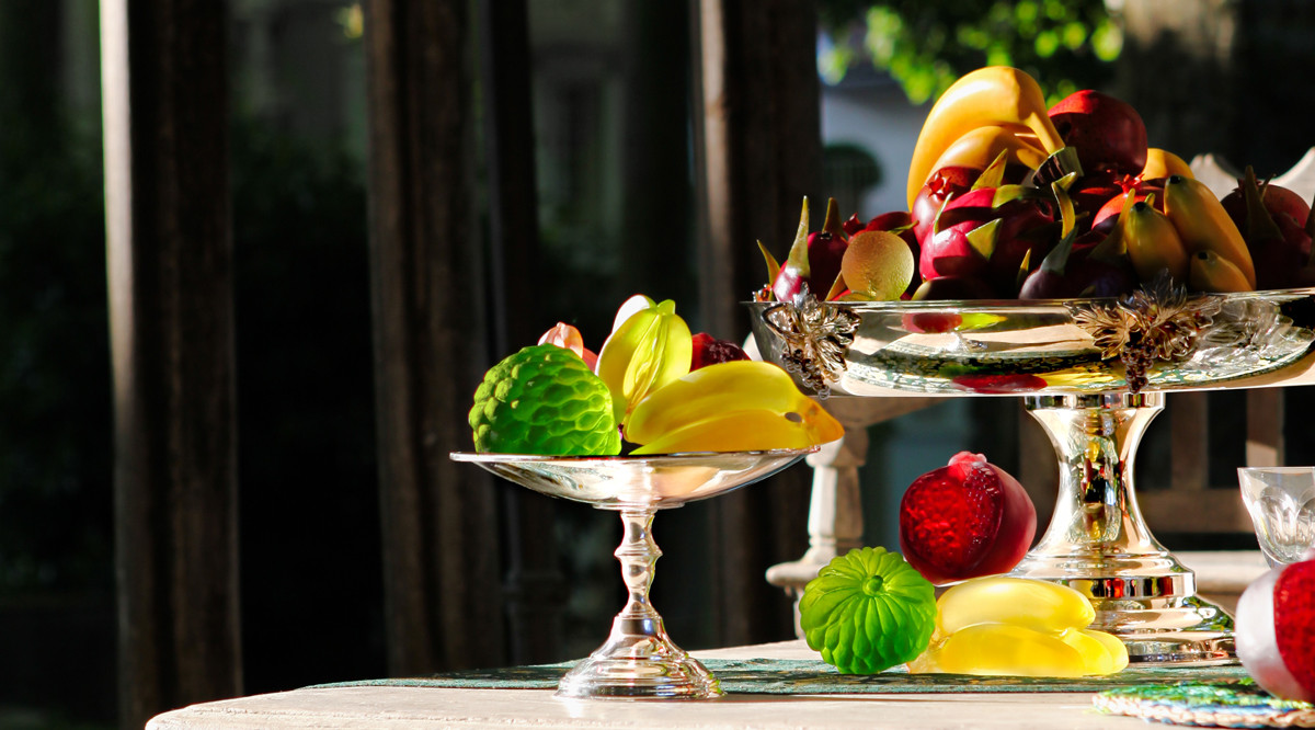 Tutti Frutti by Gilles Neveu for Daum explores tropical fruits through hand-cast pâte de cristal