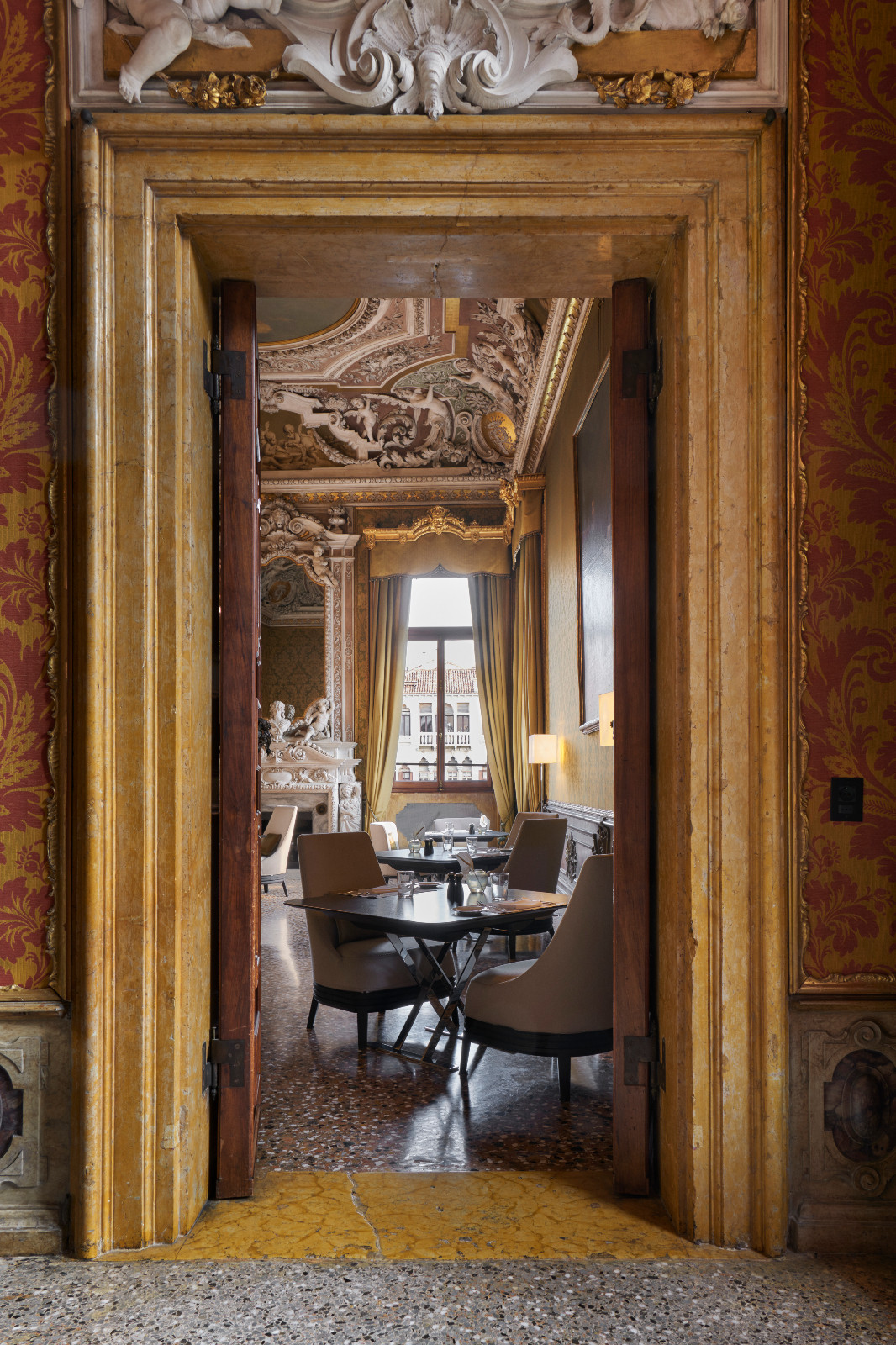 Aman Venice - Interior - Dining_Yellow Room