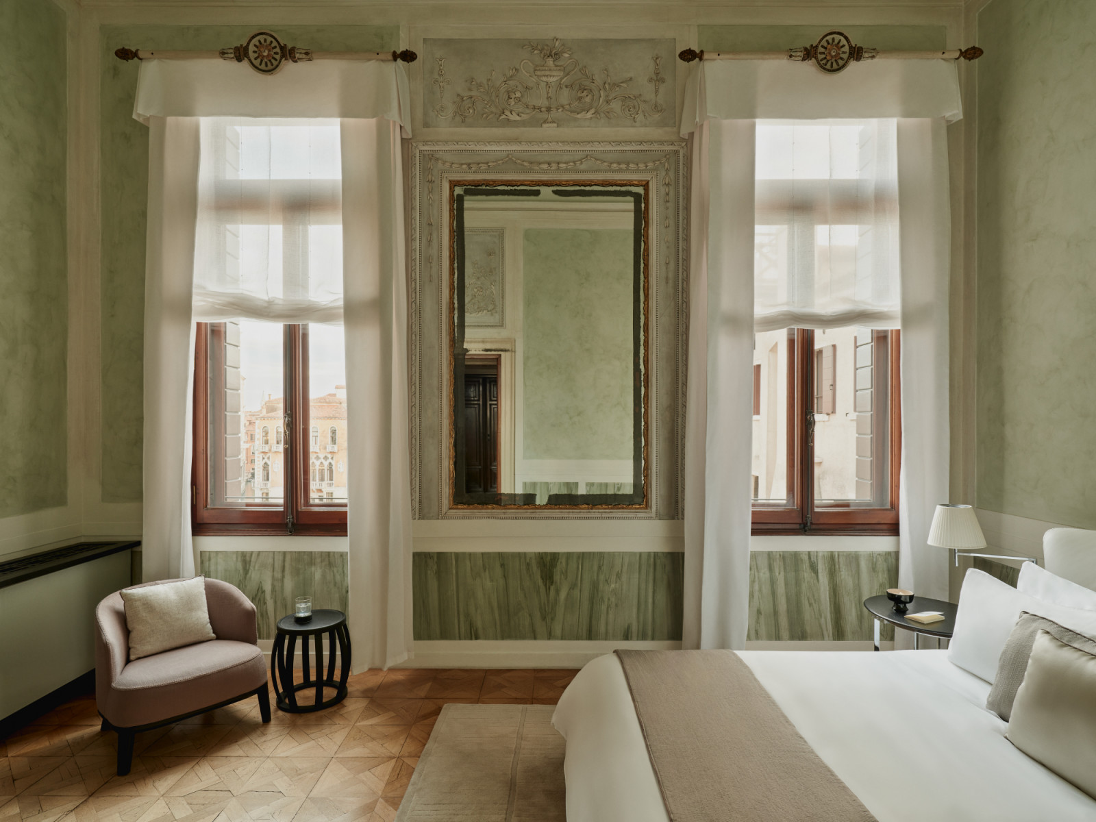 Aman Venice, Italy - Accommodation, Coccinas Apartment Palazzo Stanza, Bedroom