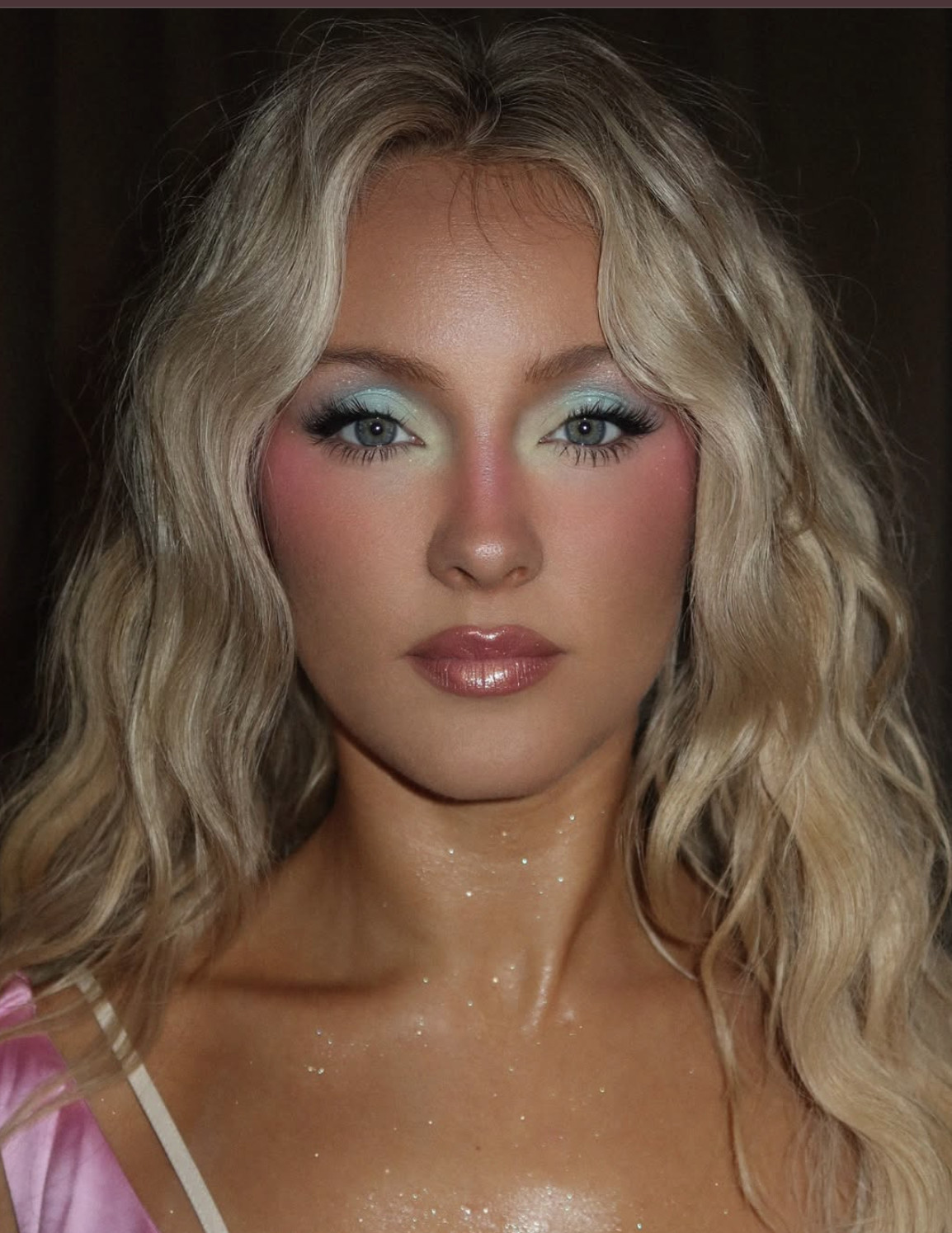 Makeup by Sophia Sinot. (Photo: Instagram/@sophiasinot)