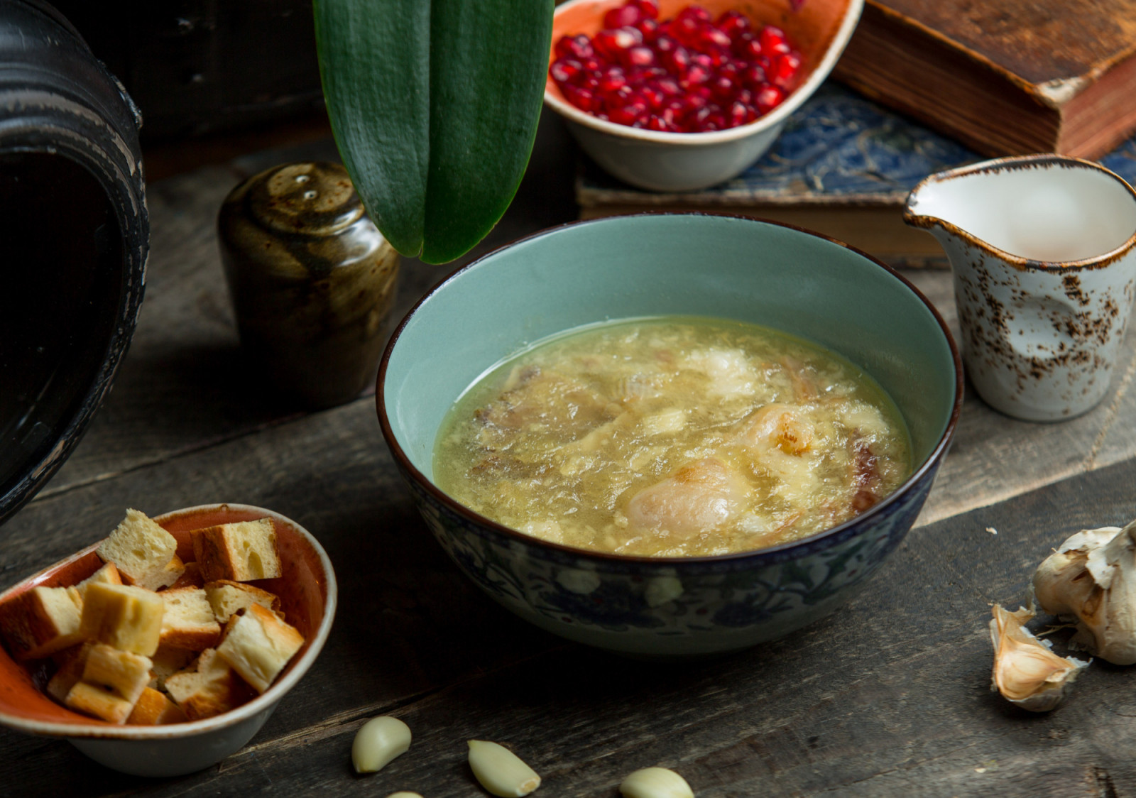 These rare, expensive ingredients from Asia are prized in Western kitchens for their unique flavours and limited availability, and turned into delicious dishes—like this bird’s nest soup (Photo: azerbaijan_stockers/Freepik)