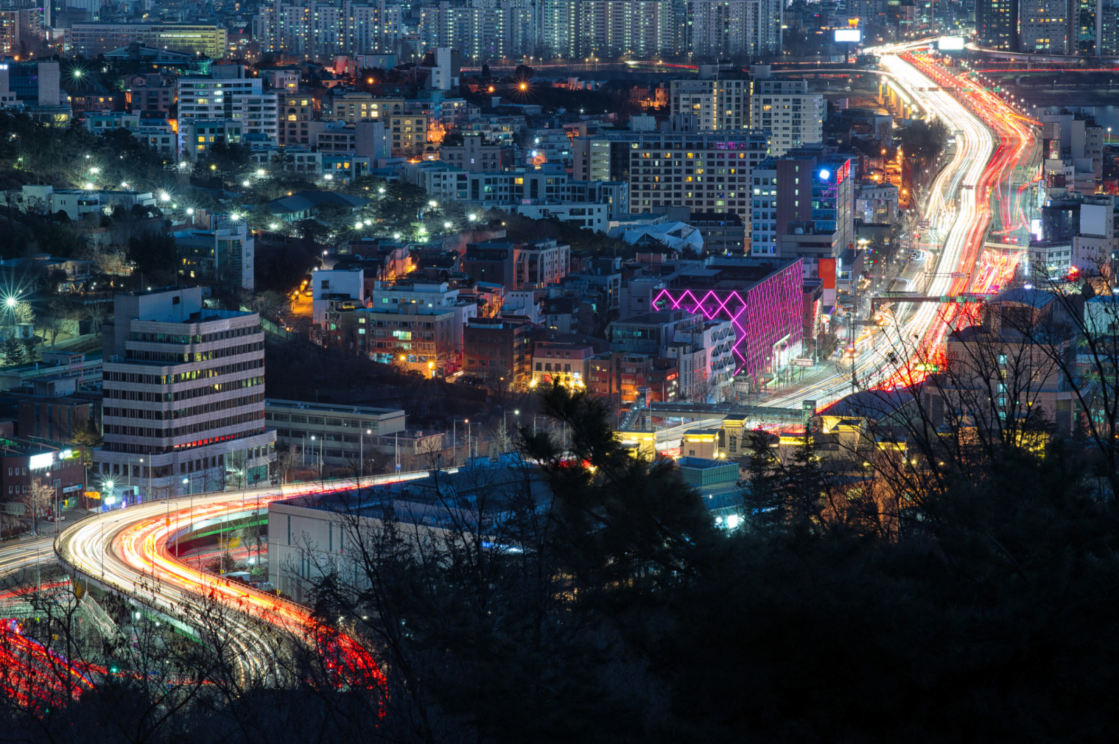 Night view of Seoul’s dense residential districts, where property prices in elite areas like Gangnam and Yongsan exceed 30 million won per square metre