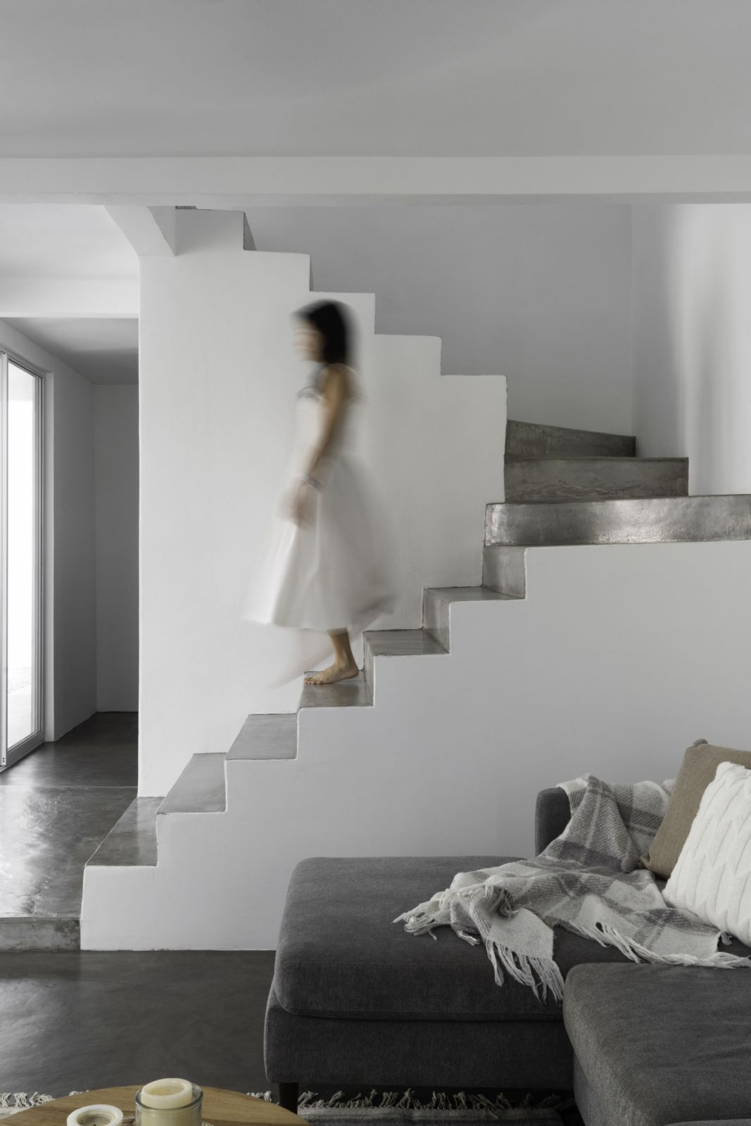 The staircase and roof from the original structure were retained (Photos: BricksBegin)