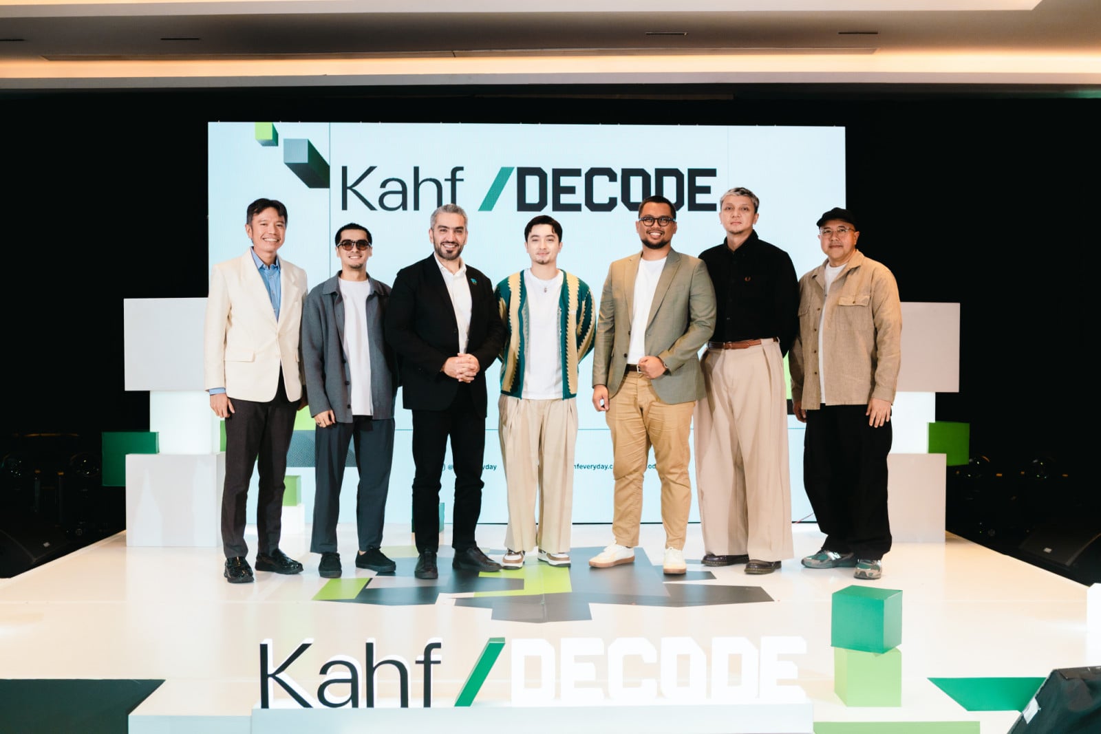 Dari kiri ke kanan: dr. M. Akbar Wedyadhana, Ricky Harun, dr. Hassan Galadari, Bryan Domani, Andrie Kurniarahman, Iga Massardi, Anton Wirjono