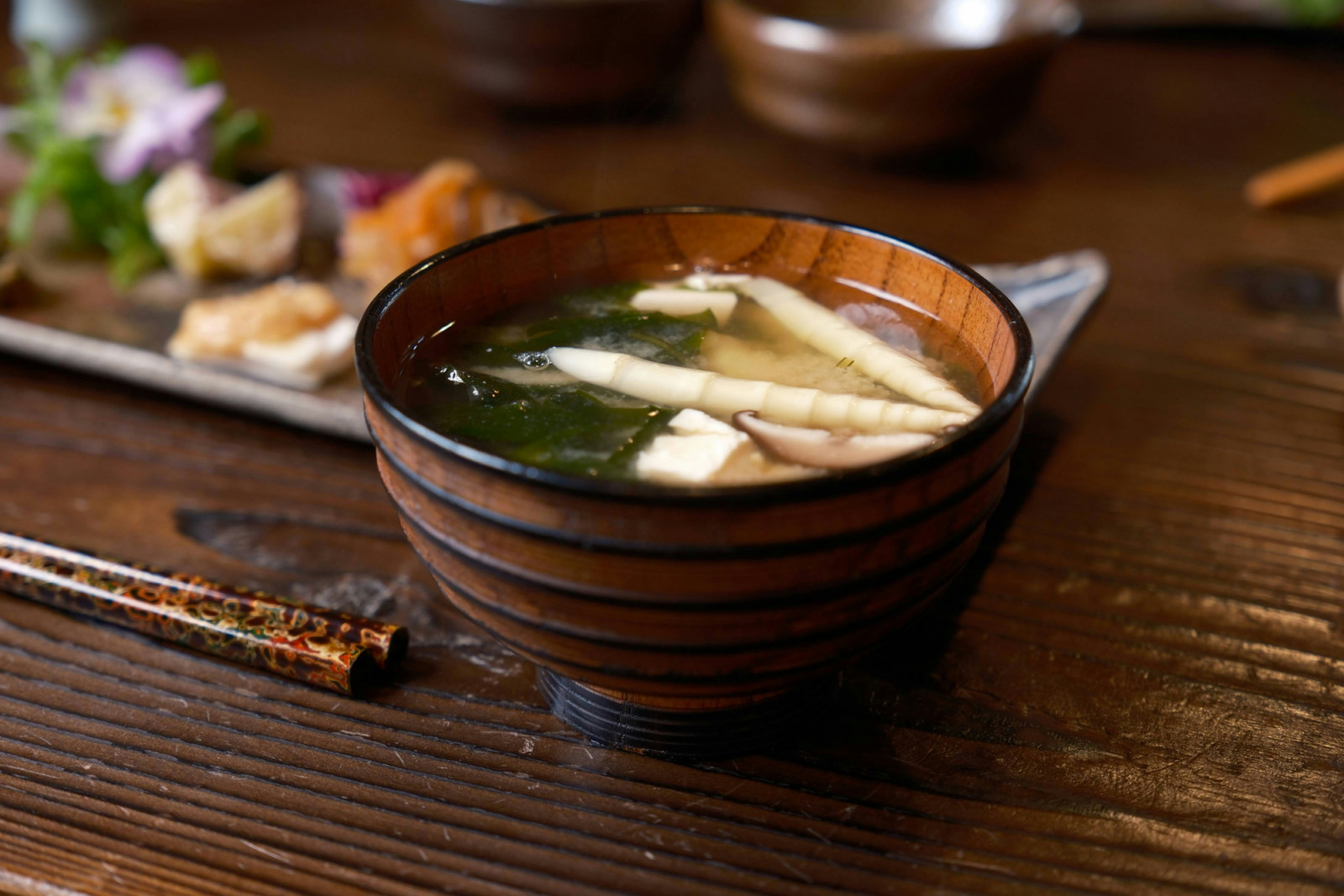 Miso - Superfoods to know for a healthier diet (Photo Unsplash / Seiya Maeda)