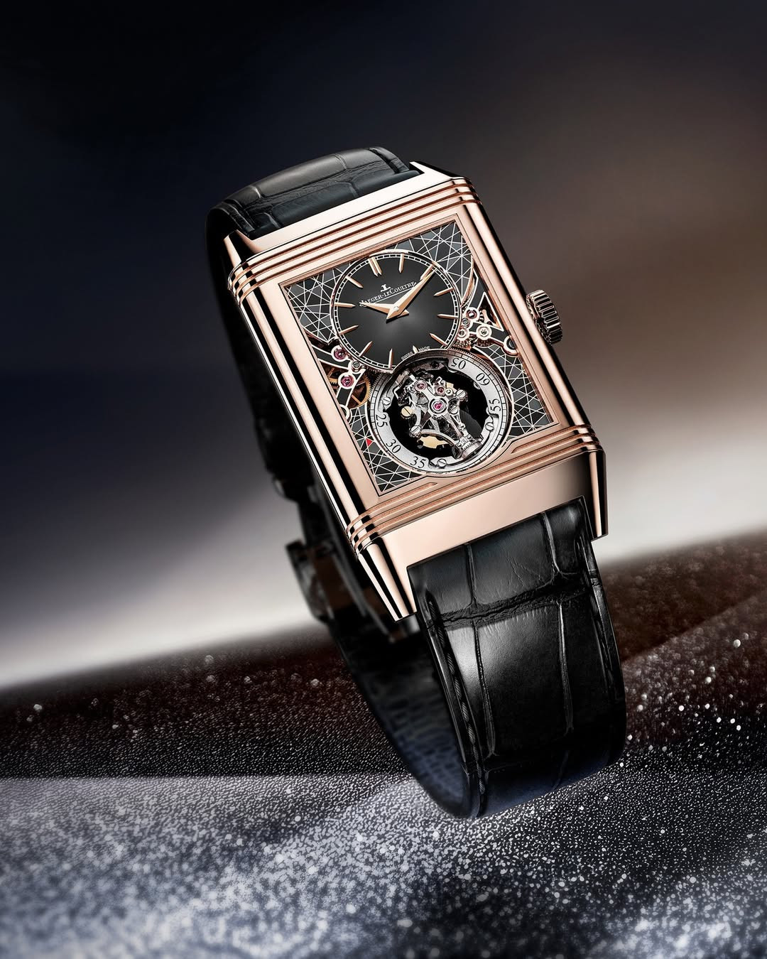 Jaeger-LeCoultre Reverso Hybris Artistica Calibre 179 (Photo: courtesy of Jaeger-LeCoultre)