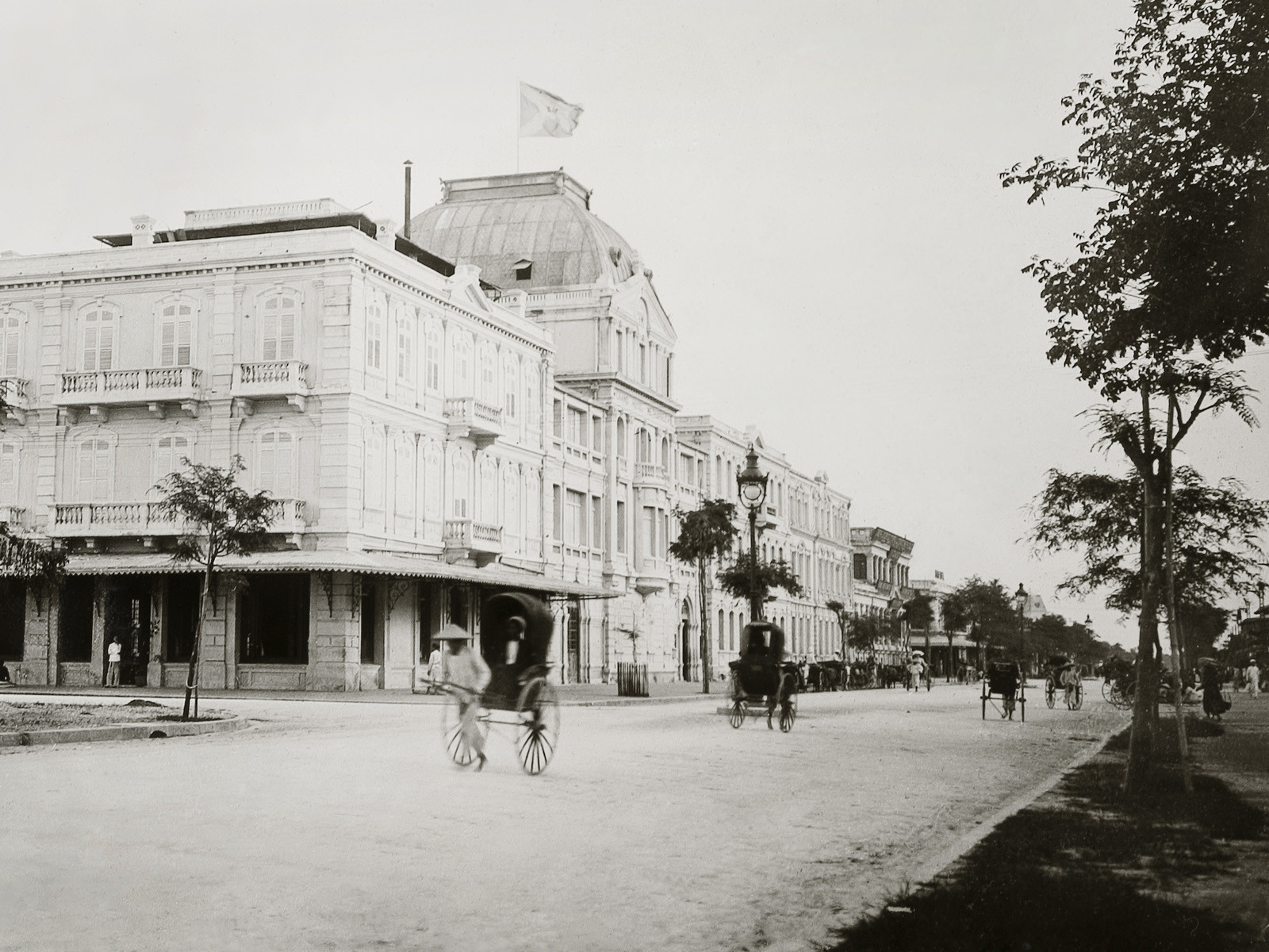Fasad Sofitel Legend Metropole Hanoi pada awal abad 20