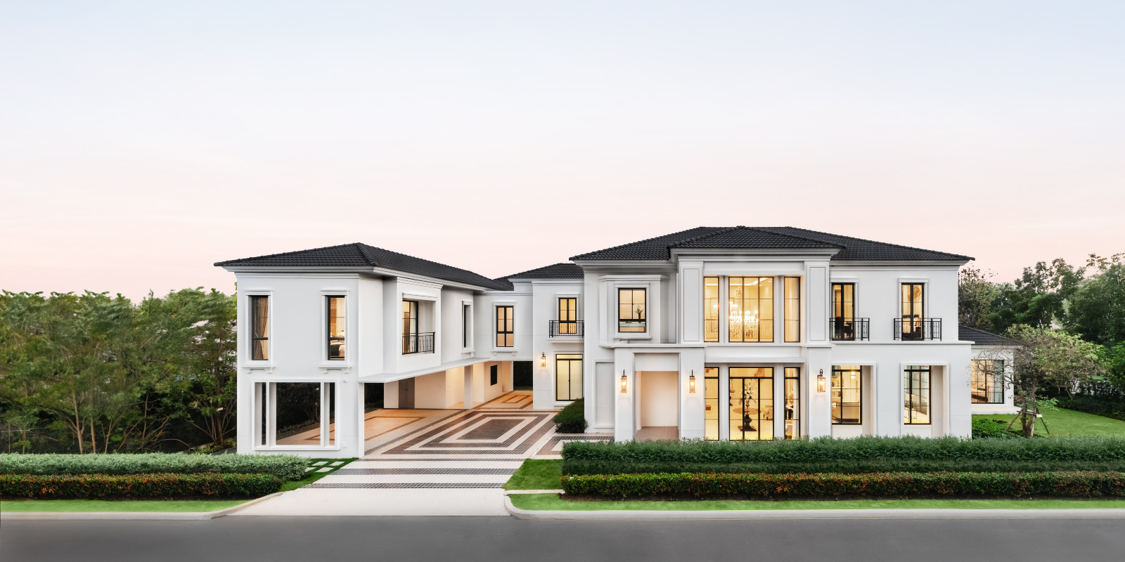 “นิยาม บรมราชชนนี” บ้านเดี่ยวระดับ Super Luxury ถ่ายทอดความหรูหราที่เรียบง่าย ผ่านสไตล์ Modern Classic โอบล้อมด้วยพื้นที่สีเขียวกว่า 2 ไร่