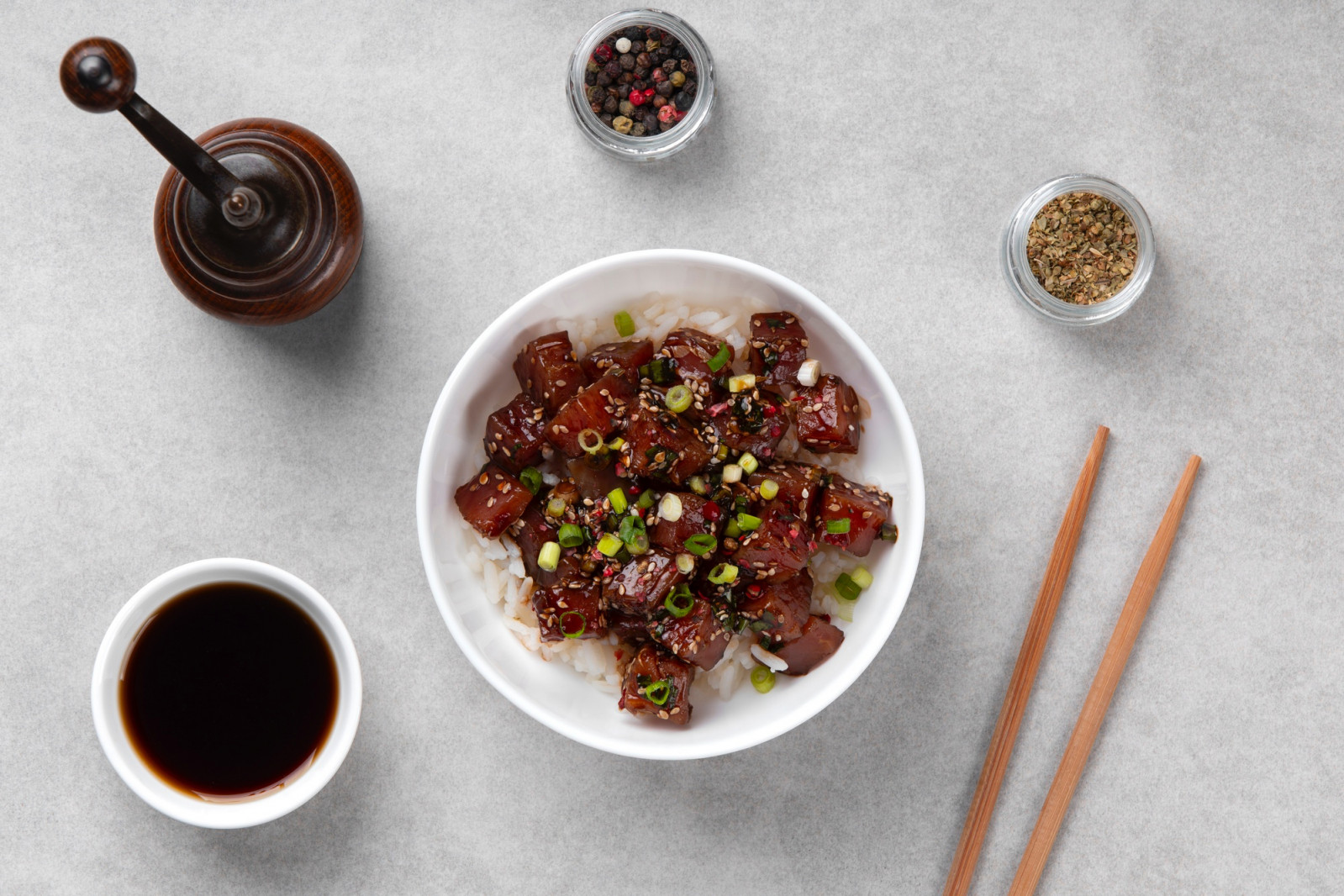 Thick, slightly sweet and rich dark soy sauce ideal for braises, stews, and adding a deep, glossy finish (Photo: Freepik)