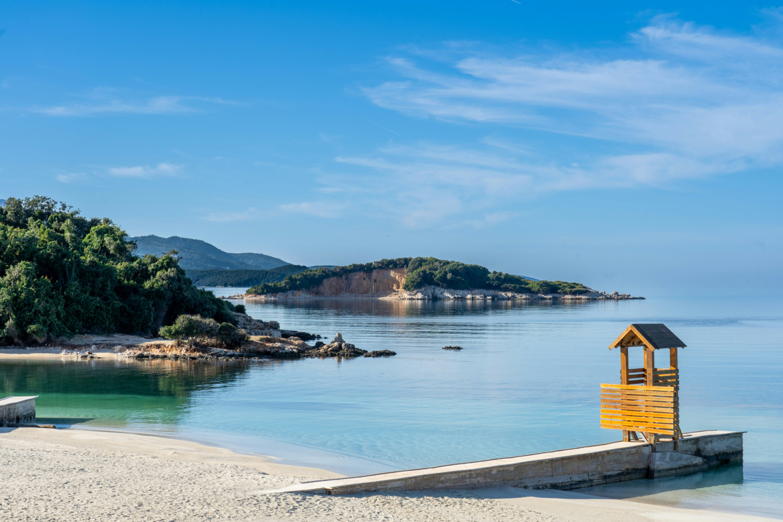 Coastal towns and lesser-known villages offering authentic experiences (Photo: /Unsplash)