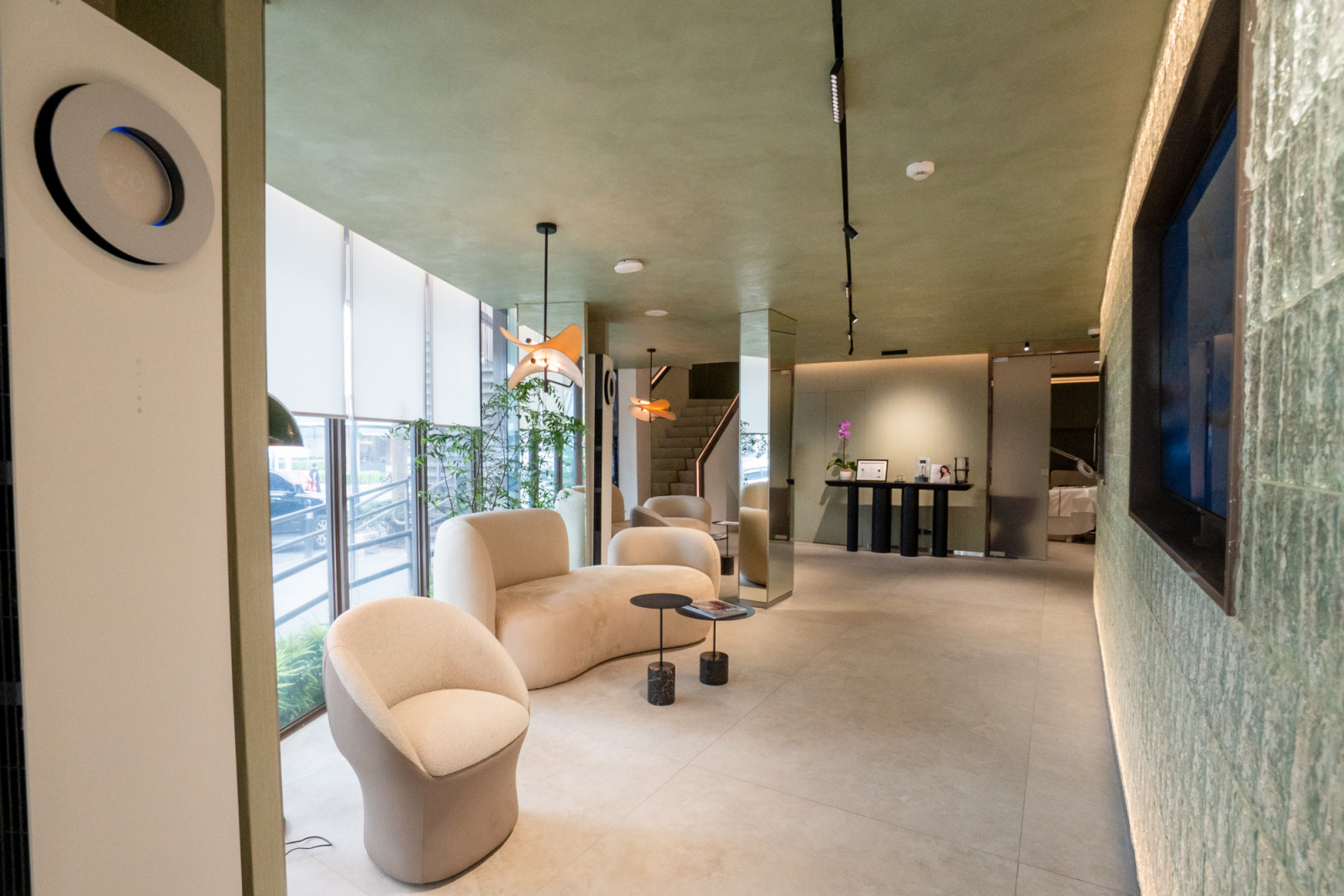 Inside Belo’s newly renovated clinic at Westgate Alabang