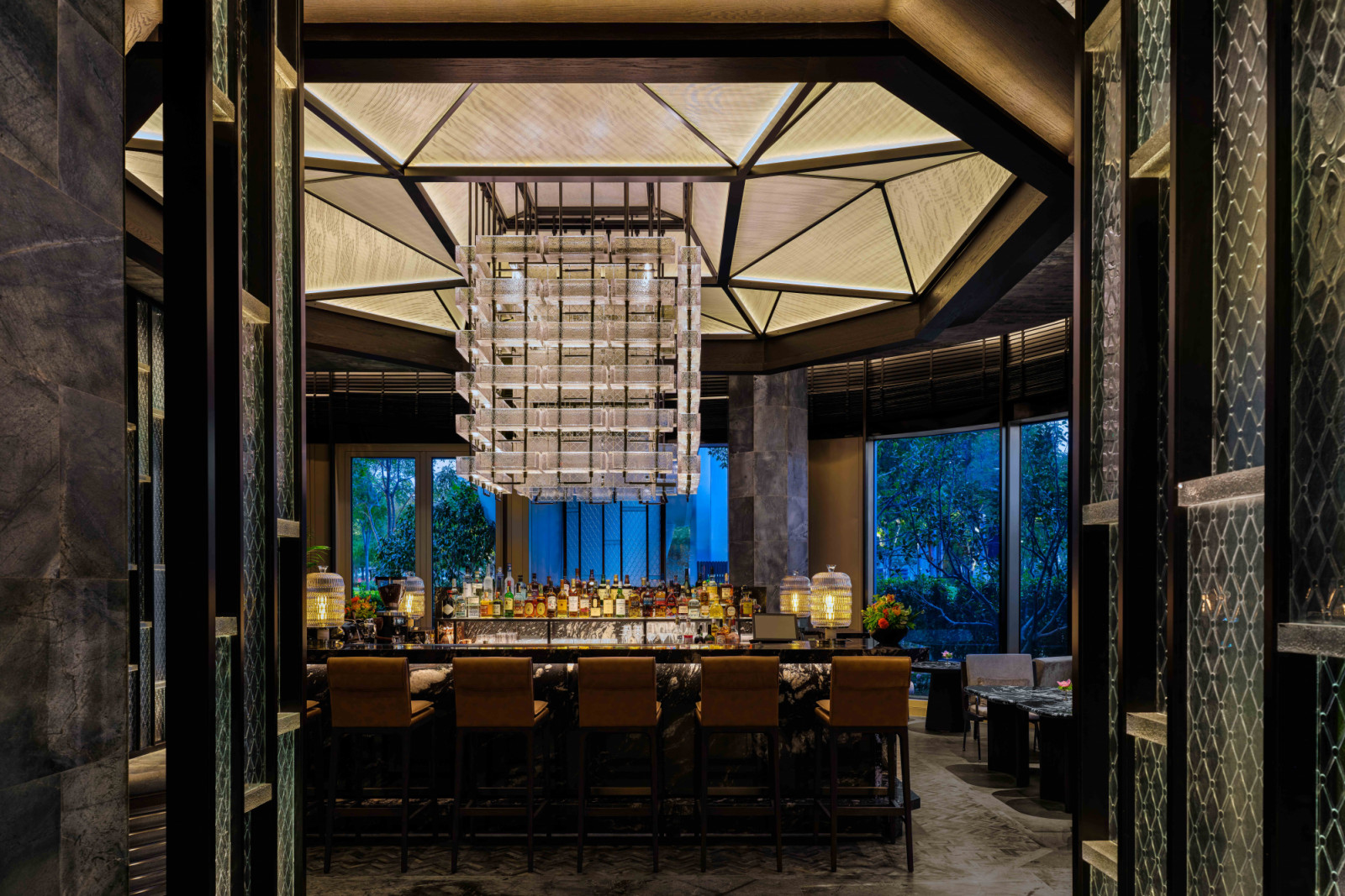 waldorf astoria shanghai qiantan