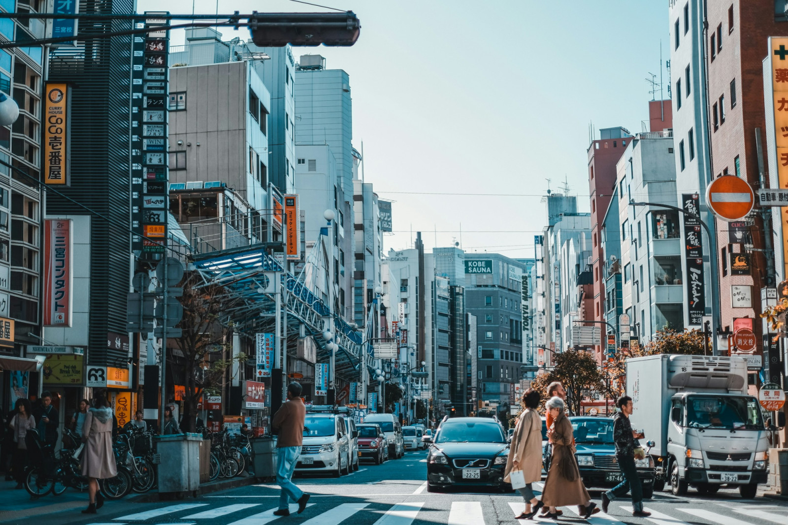 Kobe demonstrates quiet resilience in the wake of the 1995 Great Hanshin Earthquake (Photo: Samantha Hendrata/Unsplash)