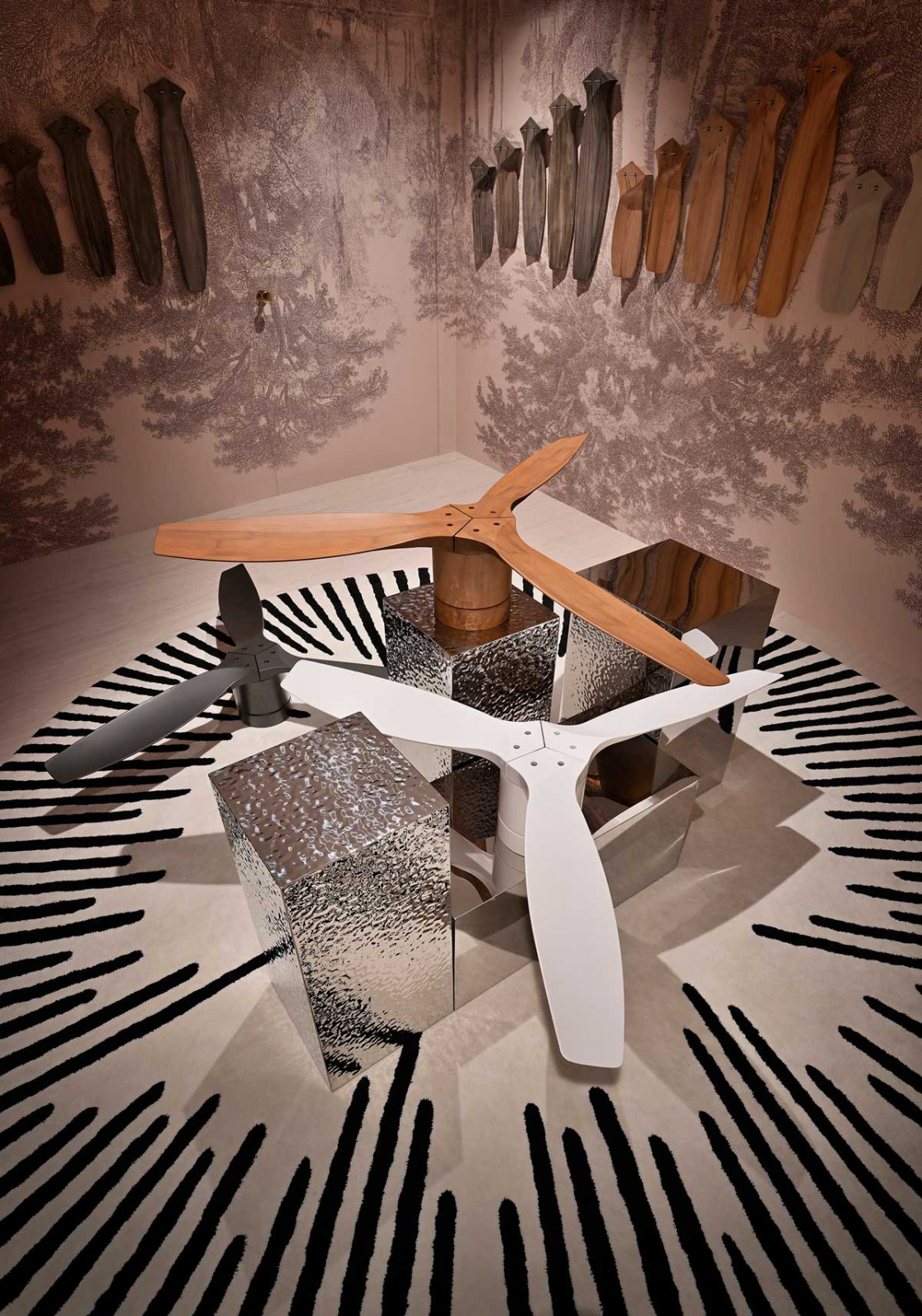 Likewise, the personalisation room also features wallpaper placed upside down