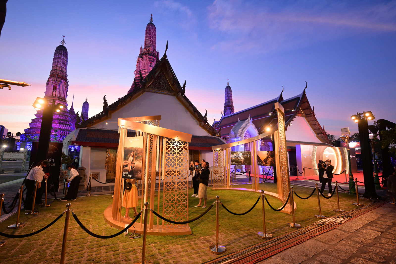 บรรยากาศการเปิดตัว Amazing Thailand Ambassador ณ วัดอรุณราชวรารามราชวรมหาวิหาร (ภาพ: ททท.)