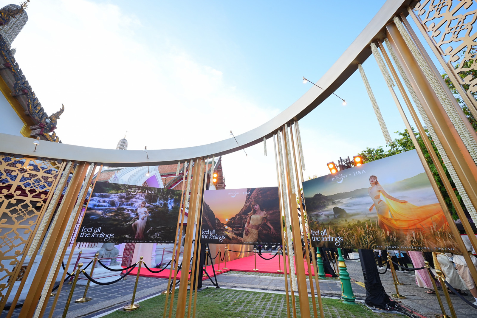 บรรยากาศการเปิดตัว Amazing Thailand Ambassador ณ วัดอรุณราชวรารามราชวรมหาวิหาร (ภาพ: ททท.)
