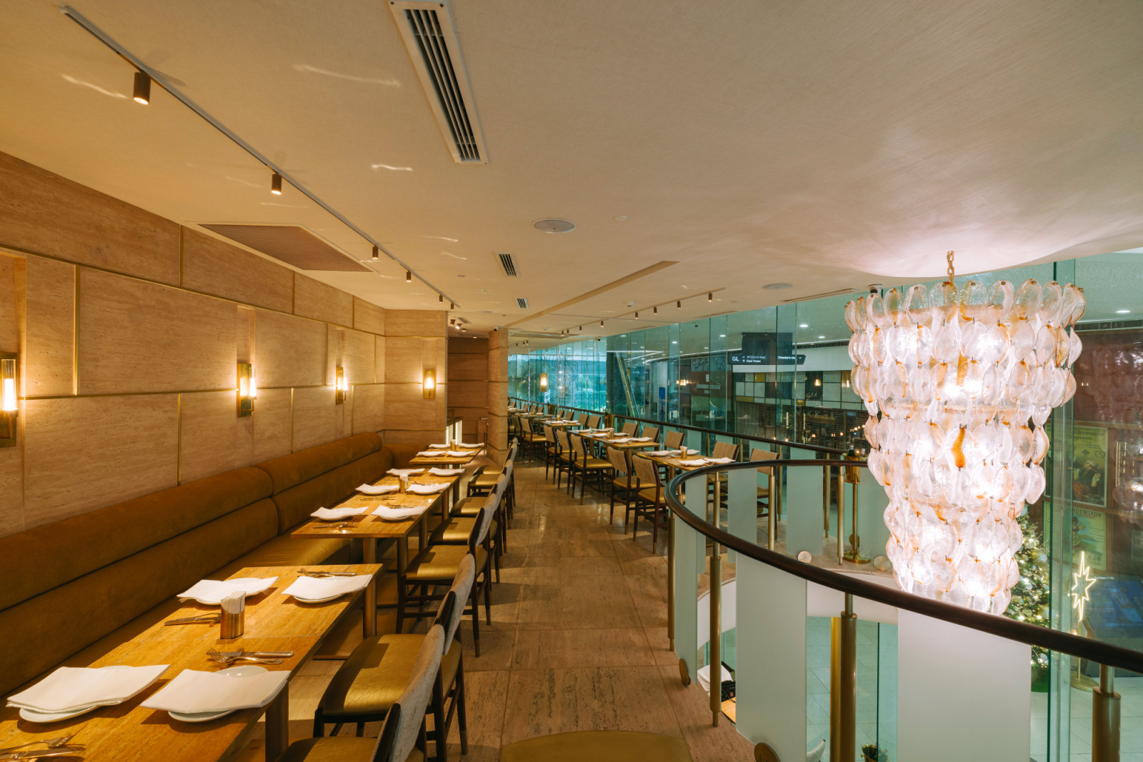 Where to eat for Valentine's Day 2026 - Lusso