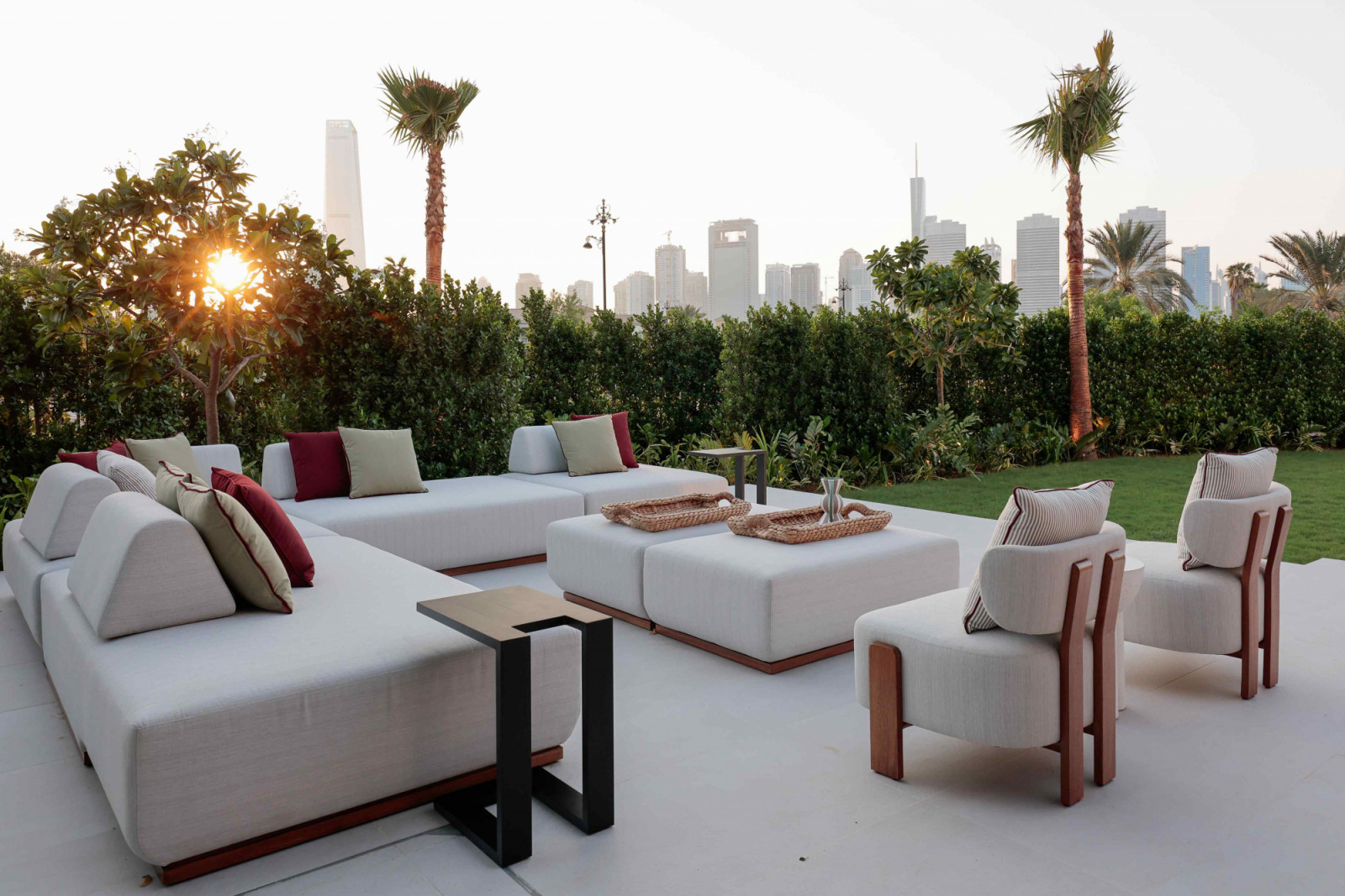 The outdoor lounge area surrounded by lush, desert-adapted planting