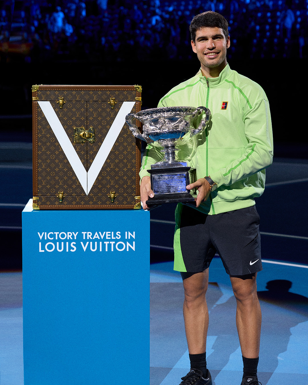 Alcaraz, Louis Vuitton, dan malam penuh sejarah di lapangan Australian Open 2026