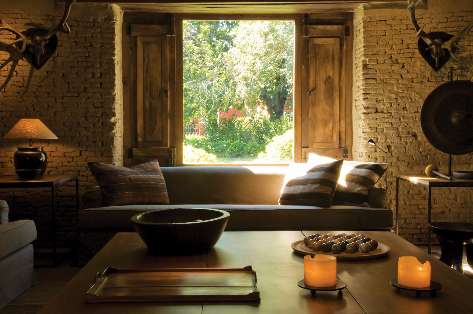 The estate offers refined facilities that blend luxury, leisure and Argentine tradition