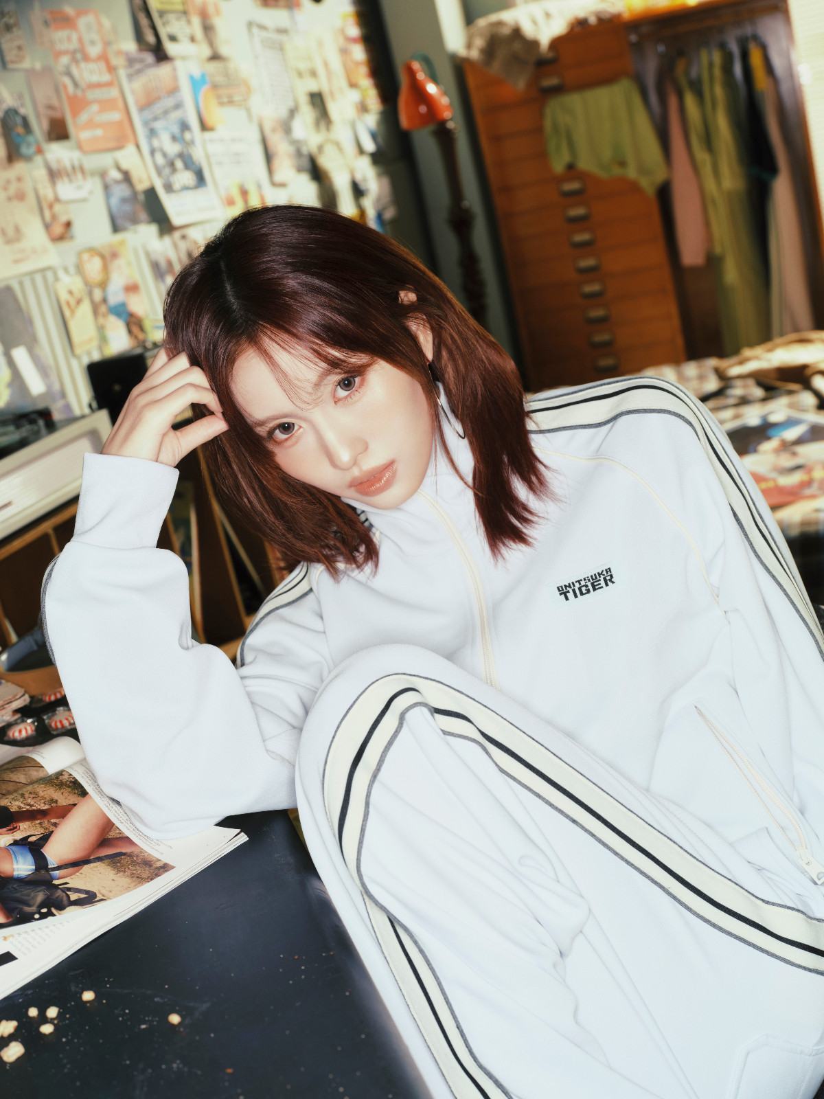 Menggandeng MOMO sebagai wajah kampanye, Onitsuka Tiger menghadirkan interpretasi baru tentang denim yang dinamis, fungsional, dan penuh semangat