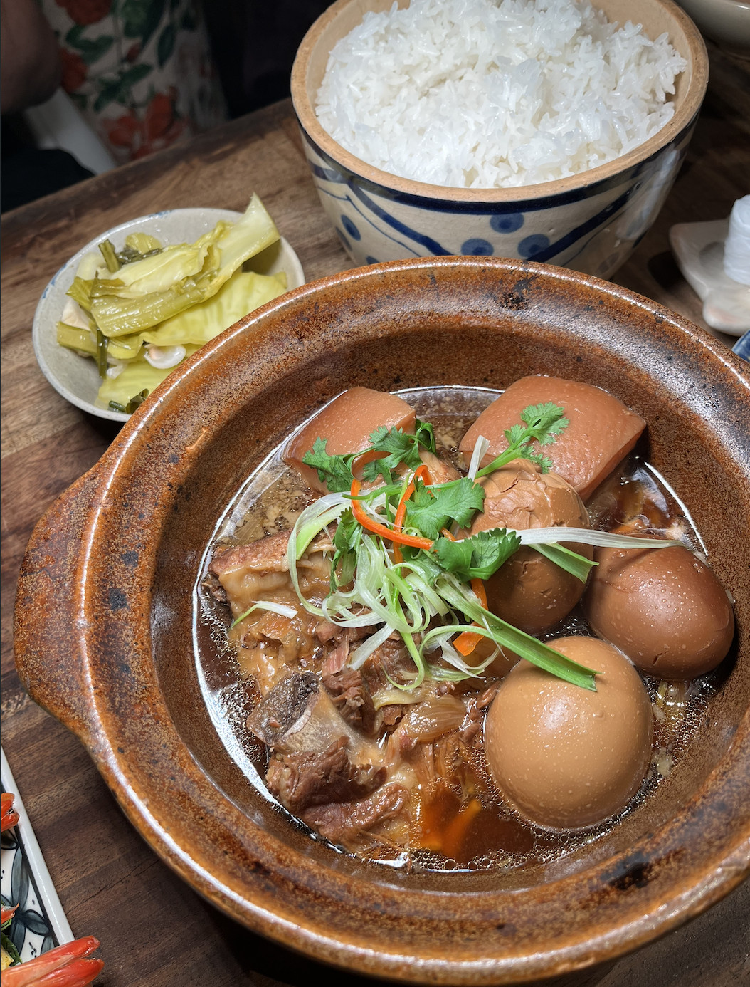 Jangan lewatkan pengalaman makan yang sederhana dan berkesan di Mặn Mòi – Homey Authentic Vietnamese Cuisine