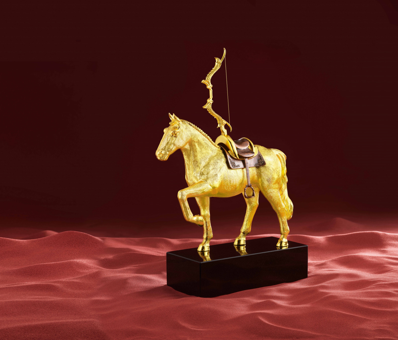 Risis Aurion, Steed of Kings horse sculpture