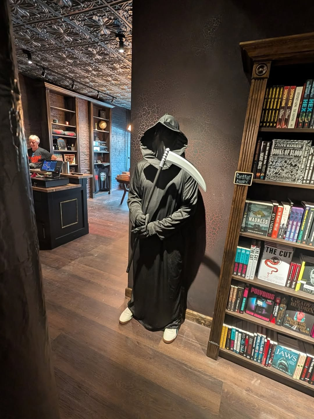 A Brooklyn bookstore devoted entirely to horror and dark fiction, with its shelves, events and café built around the genre (Photo: Twisted Spine/Instagram)