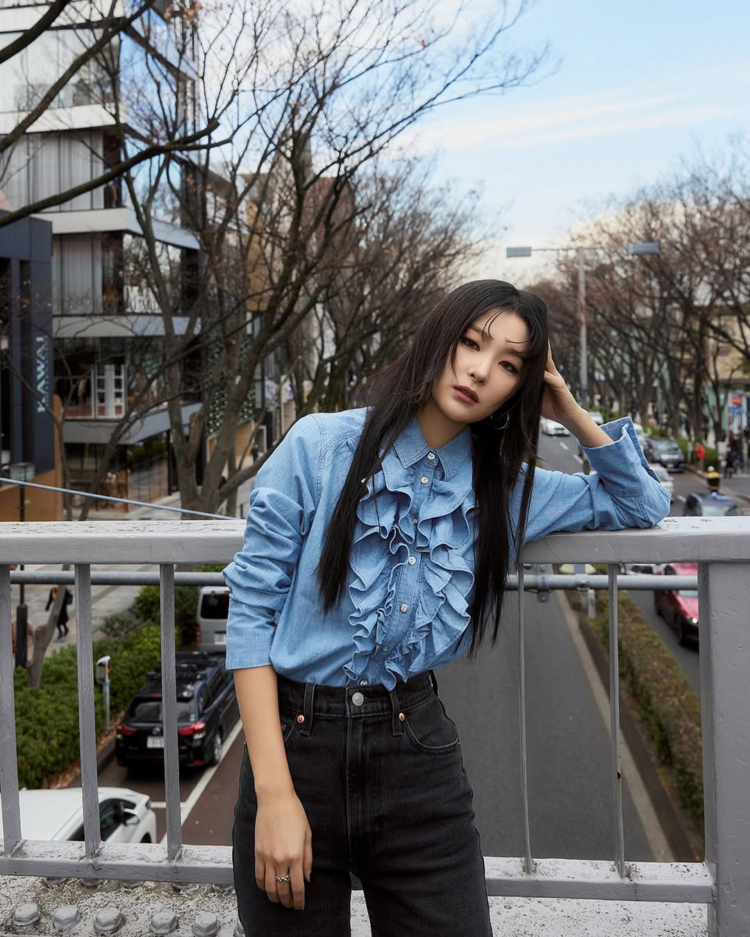 Seulgi layers cotton, denim and knits to give muted outfits dimension