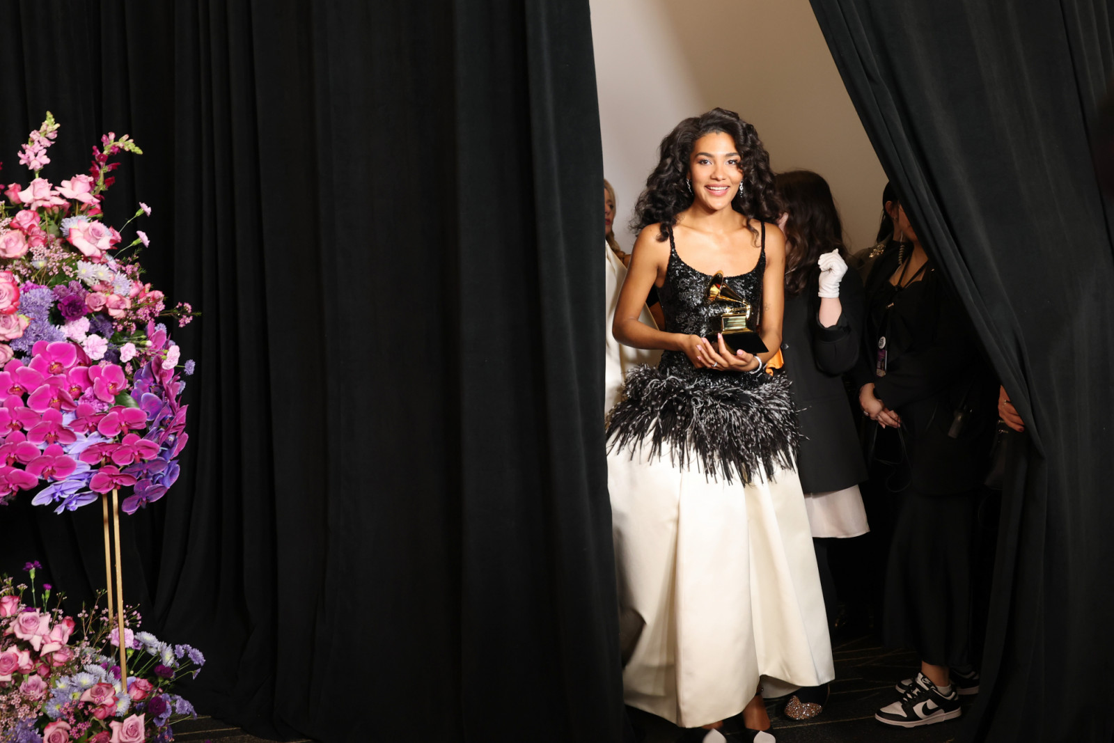 LOS ANGELES, CALIFORNIA - FEBRUARY 01: (FOR EDITORIAL USE ONLY) Olivia Dean, winner of Best New Artist, is seen in the press room during the 68th GRAMMY Awards at Crypto.com Arena on February 01, 2026 in Los Angeles, California. (Photo by Amy Sussman/Getty Images)