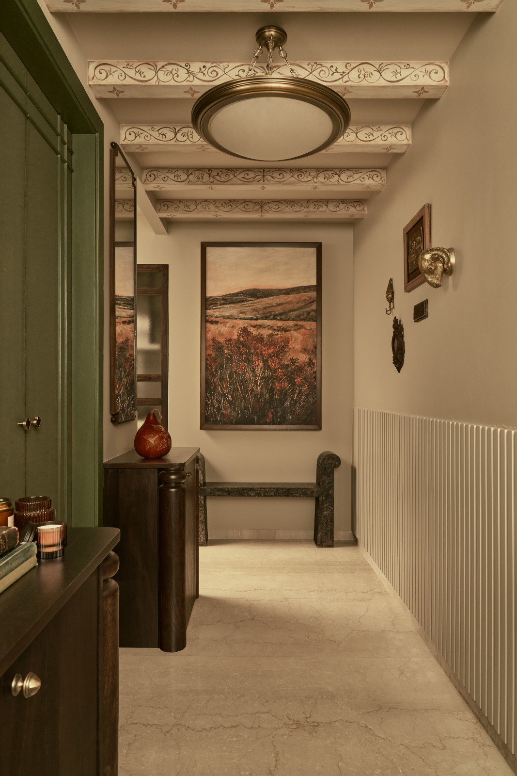 The entryway of a Mumbai, India apartment designed by Dusq Studio