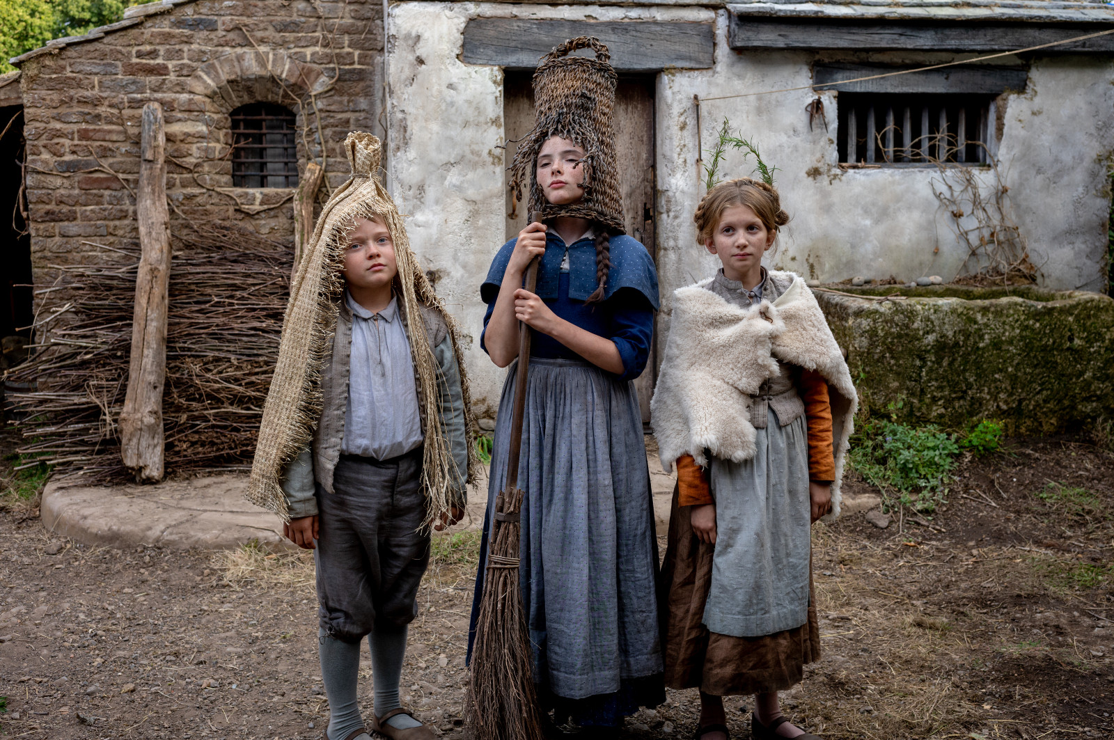 A look inside Chloé Zhao’s ‘Hamnet’ (Photo: Universal Pictures)