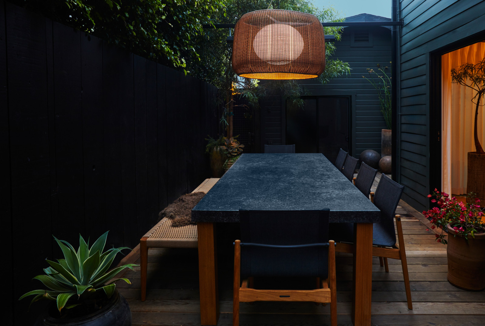 The tranquil outdoor area of a Los Angeles, California home designed by Prince Design Studio (Photo: John Ellis)