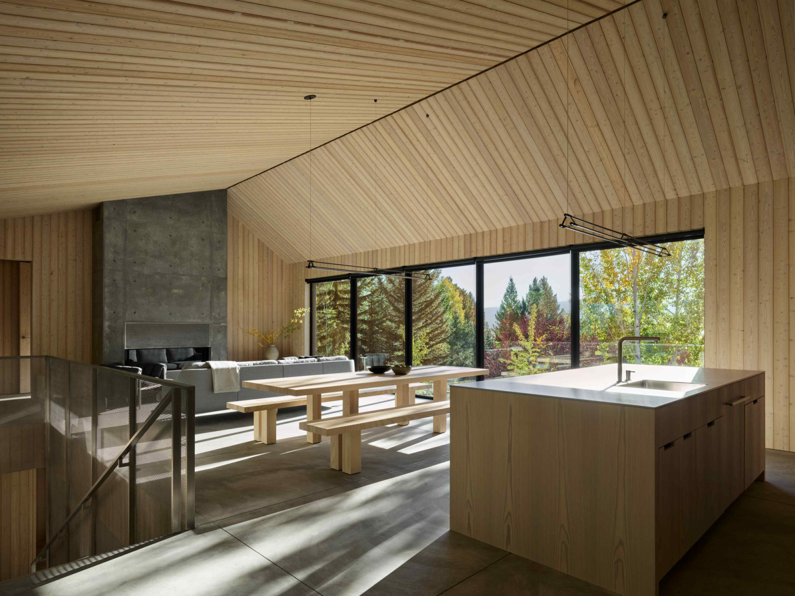 CLB Architects’ Teton Village retreat demonstrates that feng shui principles don’t dictate material palettes or colour schemes; Yap notes classical texts contain “scant mention of colours," leaving homeowners free to choose finishes that resonate with them (Photo: Matthew Millman)