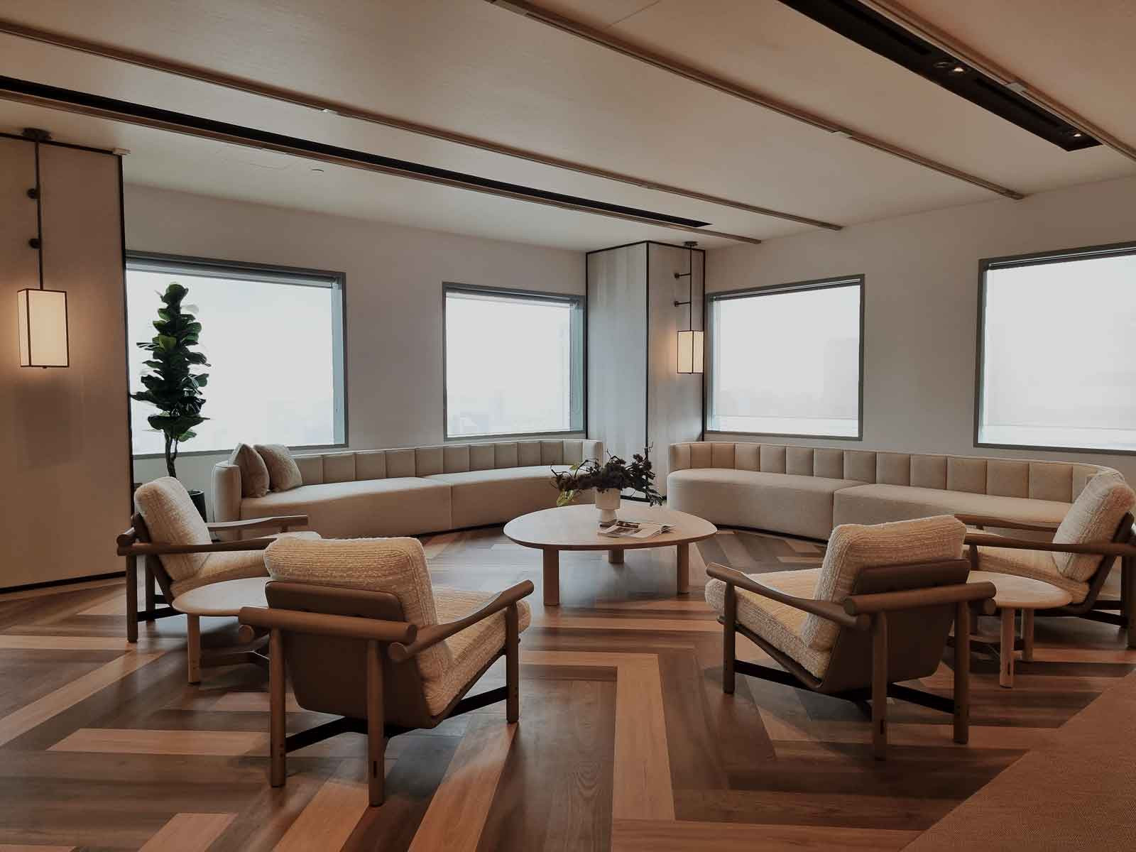 The capacious entertainment room