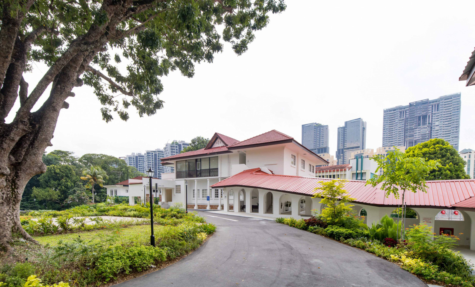 Perennial Wellness brings Western medicine, rehabilitation and TCM together under one roof