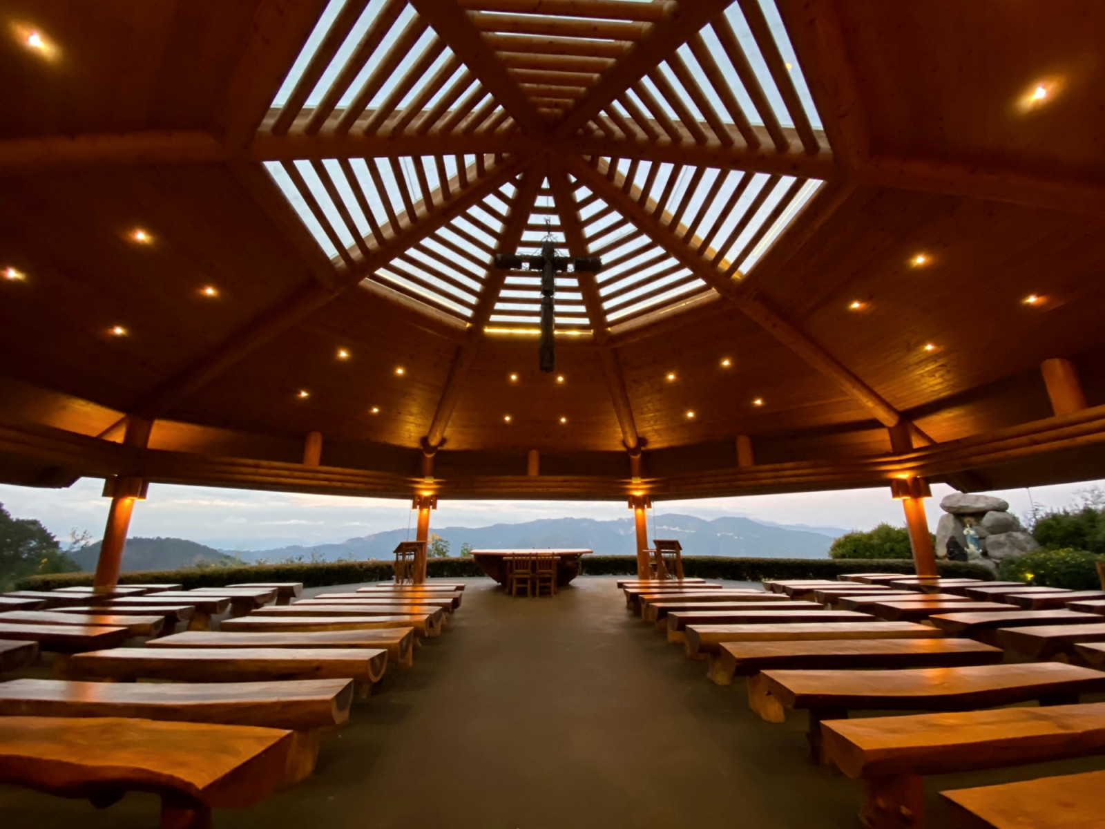 Alphaland Baguio Mountain Lodges Chapel (Baguio)